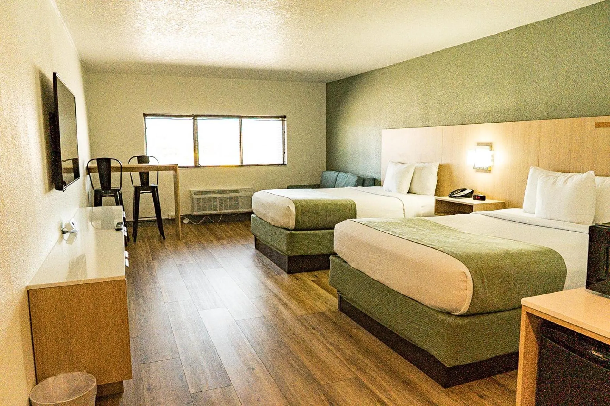 Bed in Coco Key Hotel & Water Park Resort