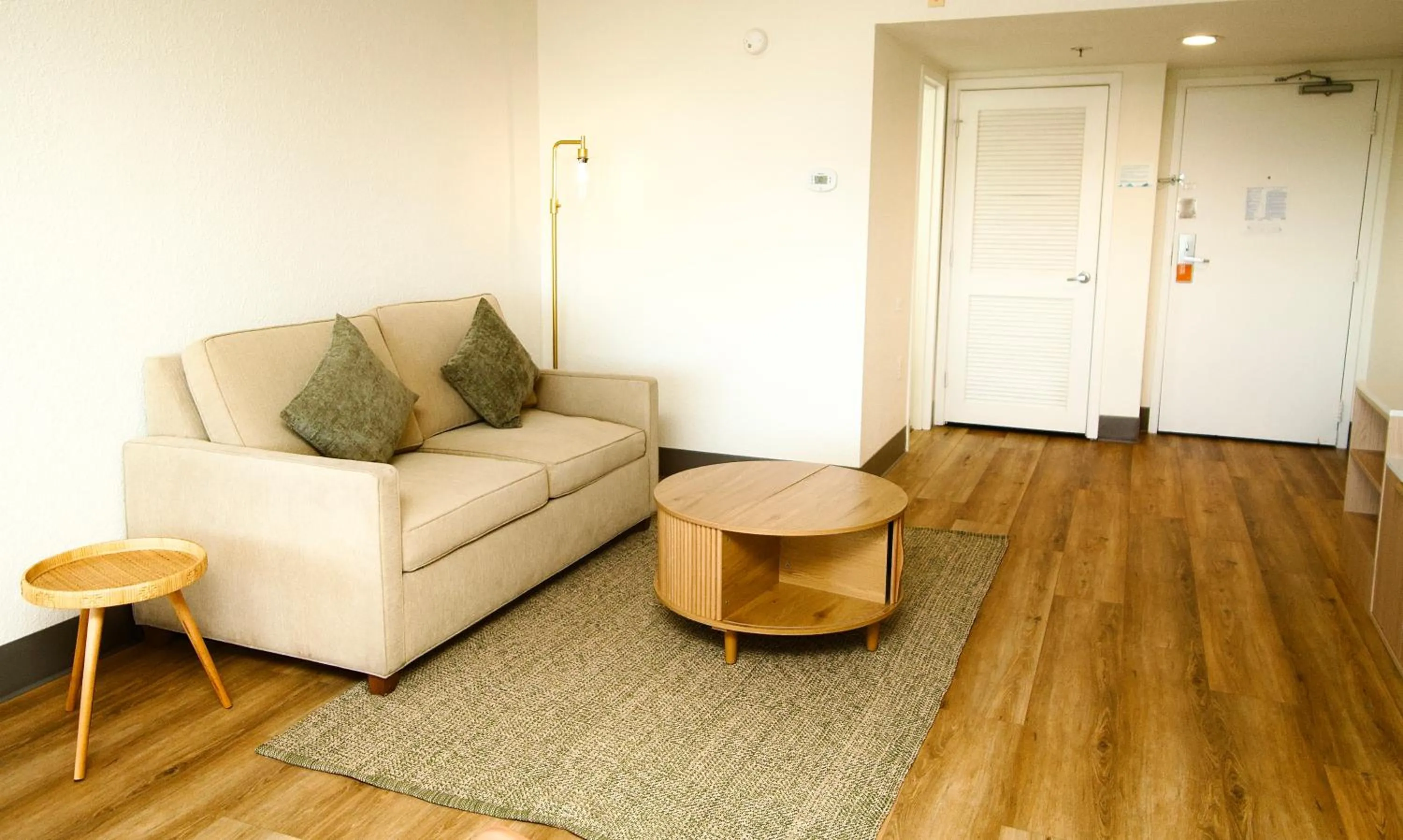 Living room in Coco Key Hotel & Water Park Resort