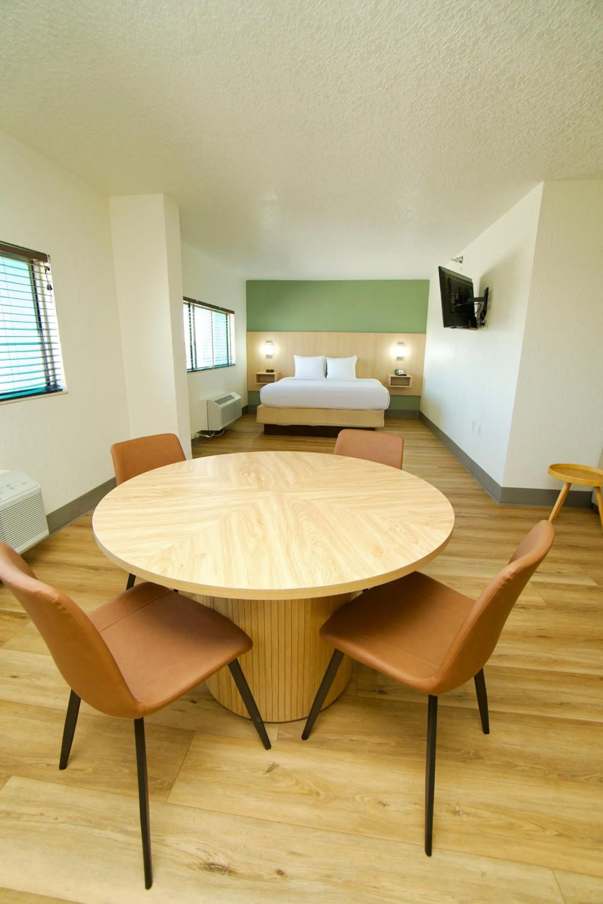 Bed in Coco Key Hotel & Water Park Resort