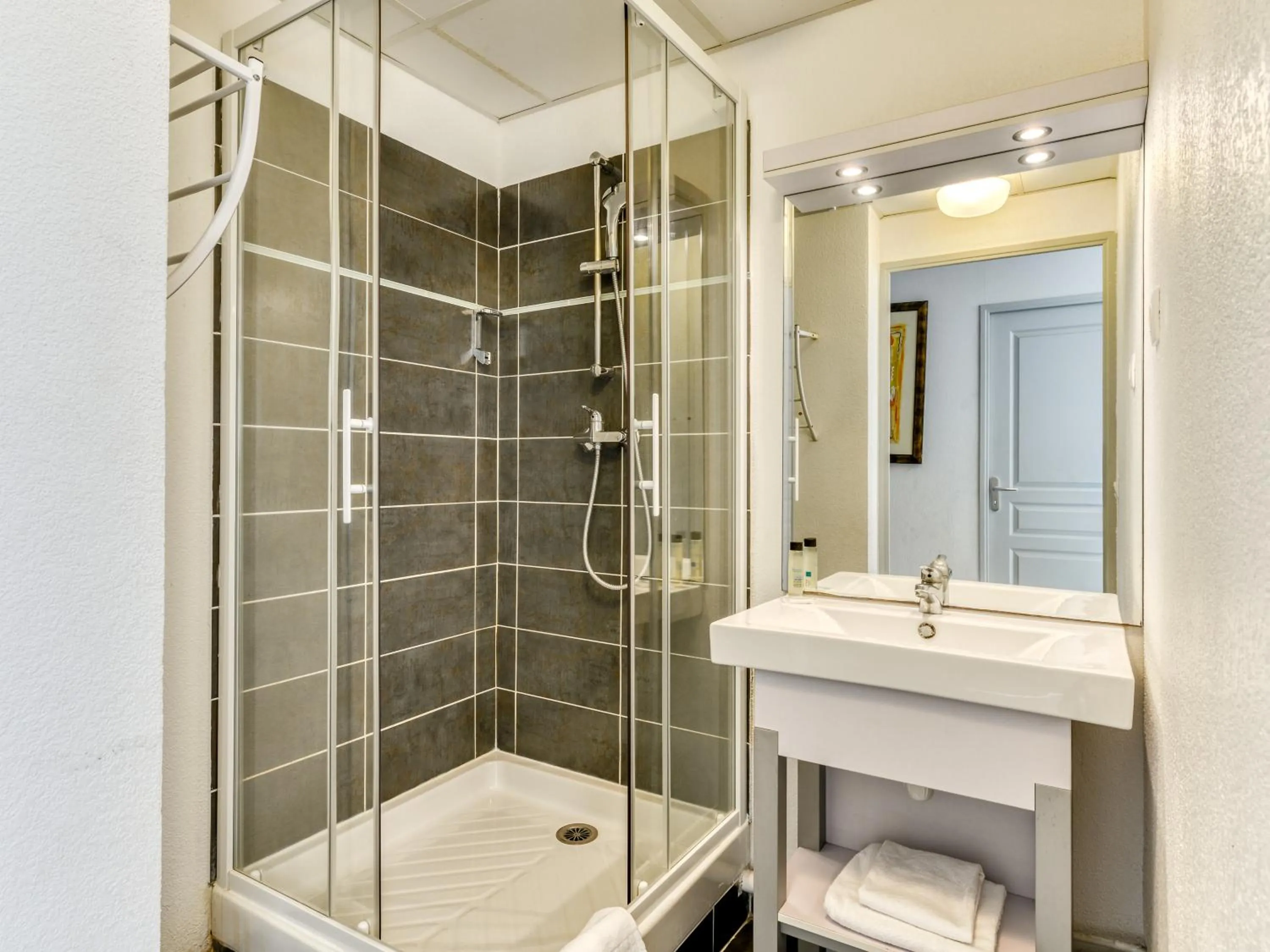 Bathroom in Vacancéole - Résidence Cap Camargue