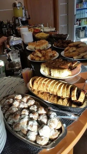 Restaurant/places to eat in Hotel Souita