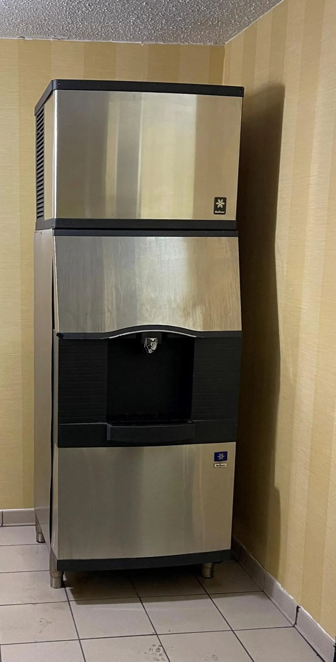 Area and facilities in Budget Inn Temple Hills