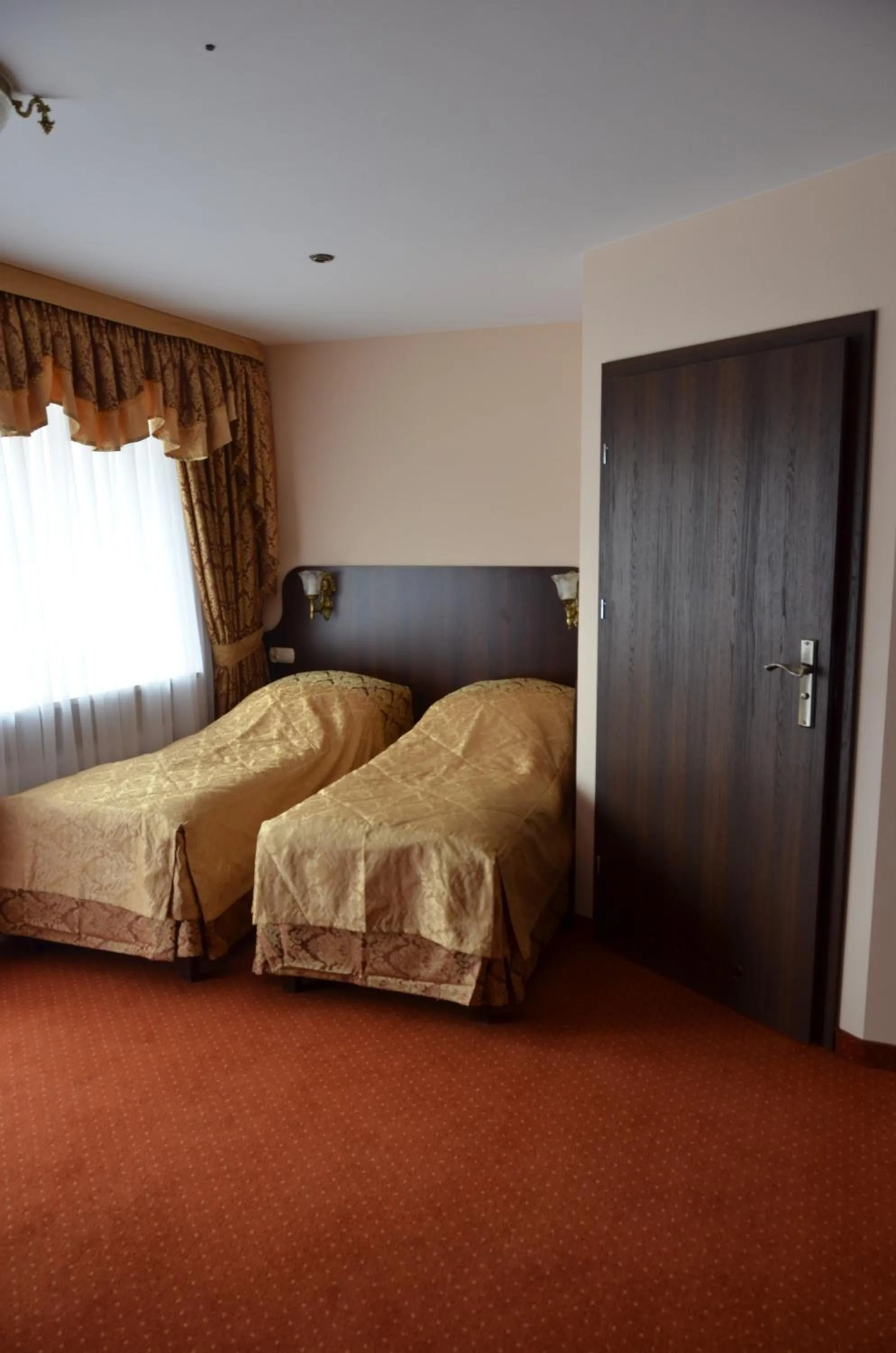 Twin Room with Balcony in Dormed Medical SPA