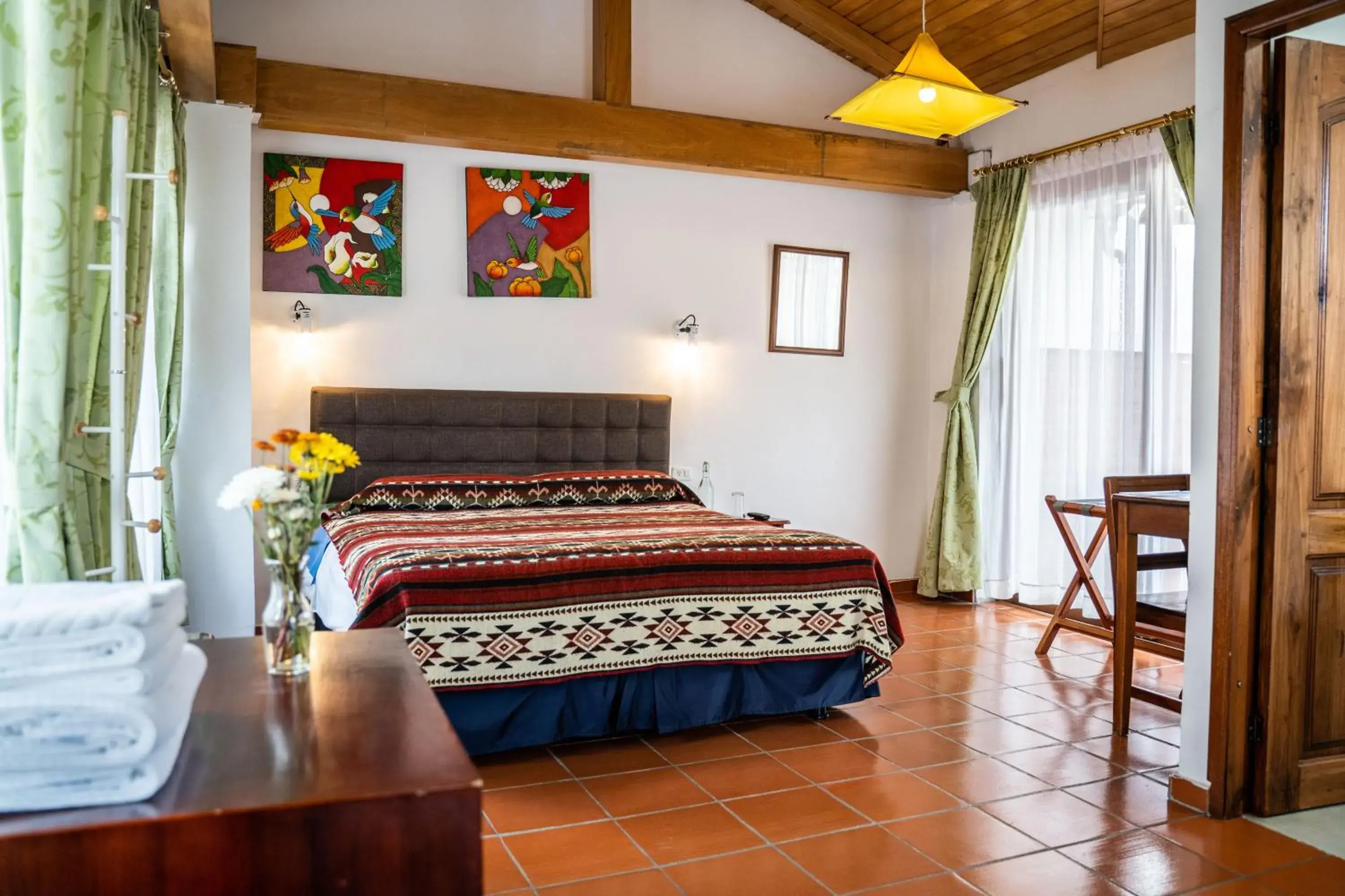 Colonial Double Room in Hostal Riviera Sucre Colonial Double Room in Hostal Riviera Sucre