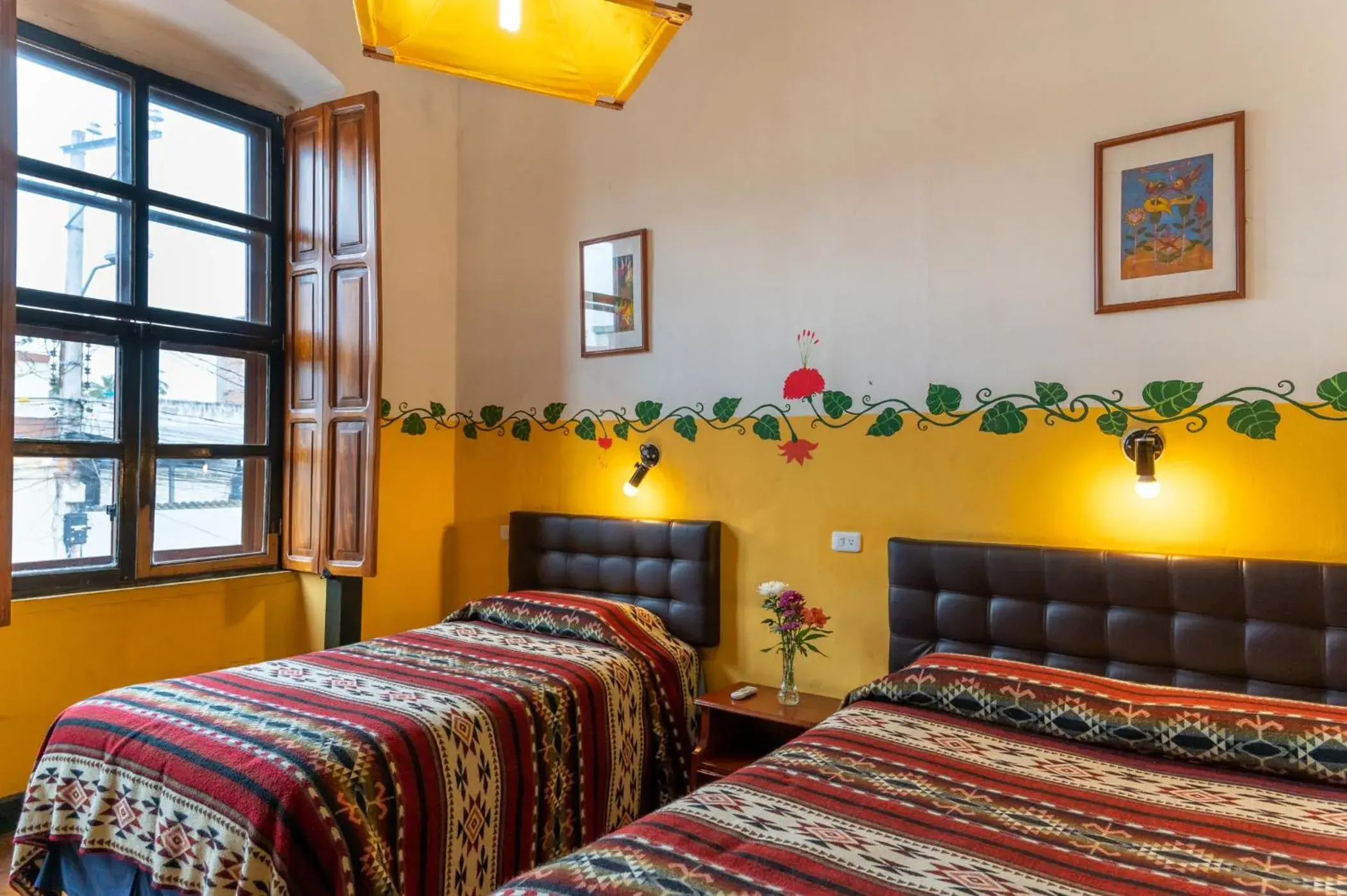 Family Room with Private Bathroom in Hostal Riviera Sucre Family Room with Private Bathroom in Hostal Riviera Sucre