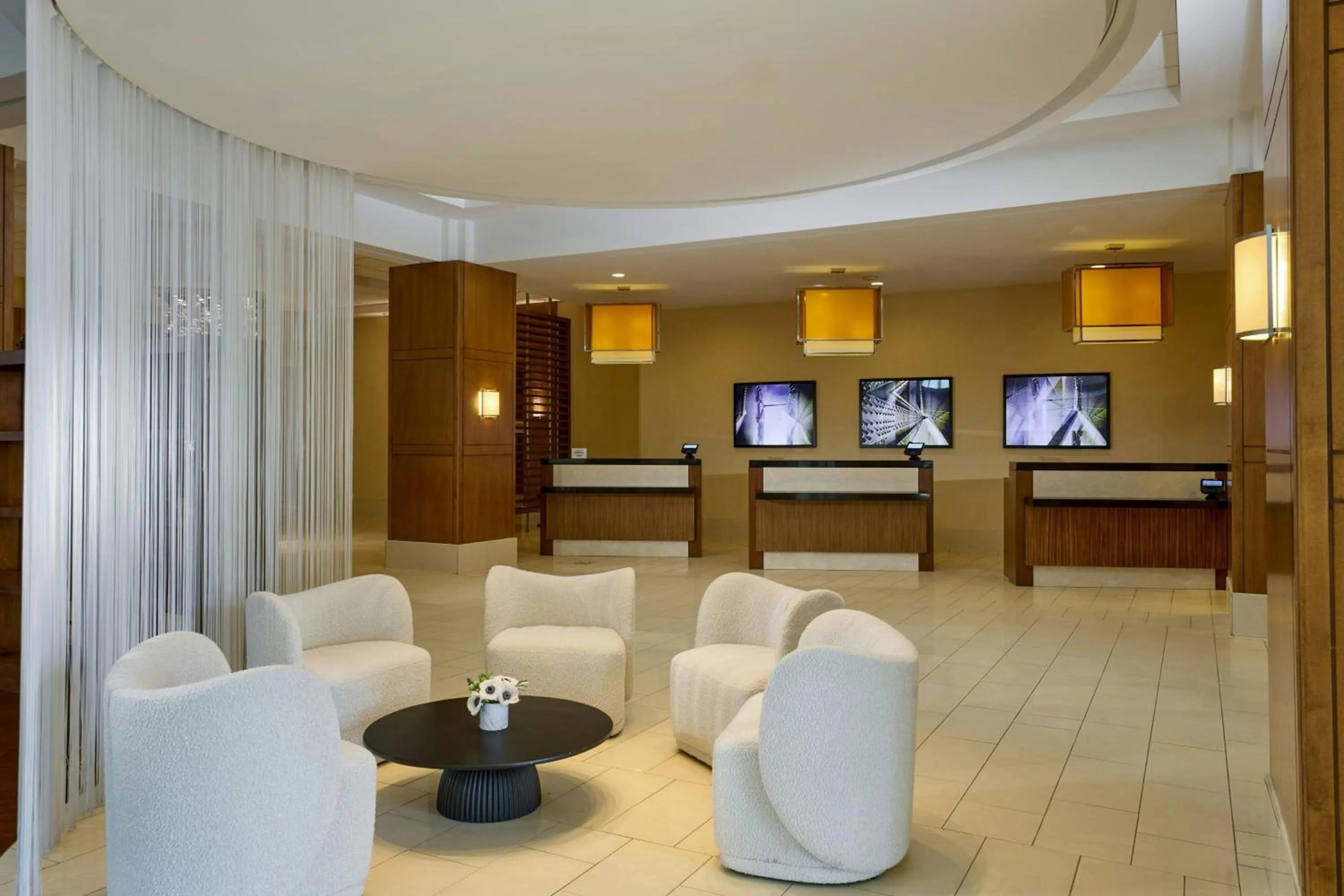 Lobby or reception in Detroit Marriott Troy
