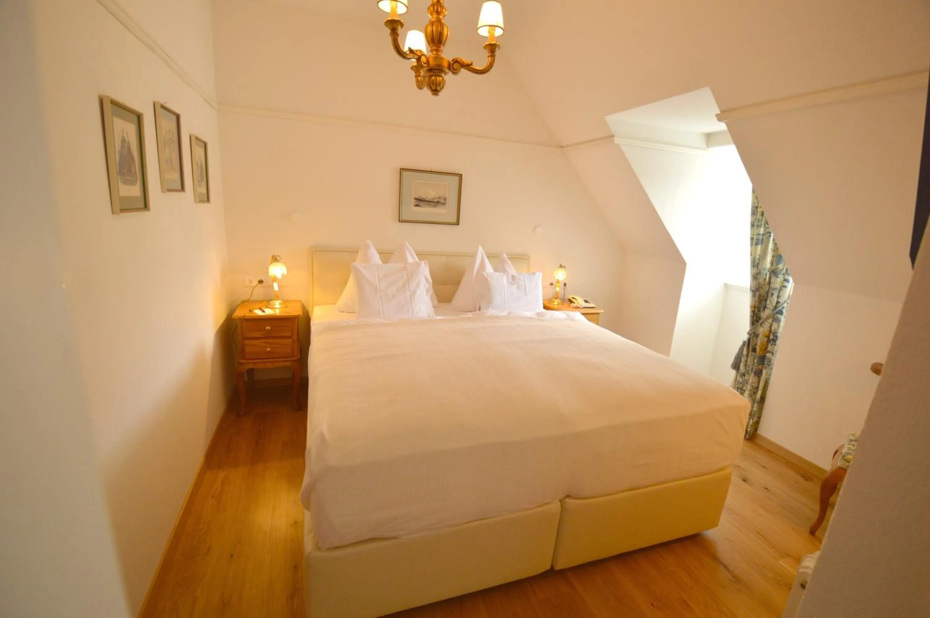 Bedroom, Bed in Hotel See-Villa