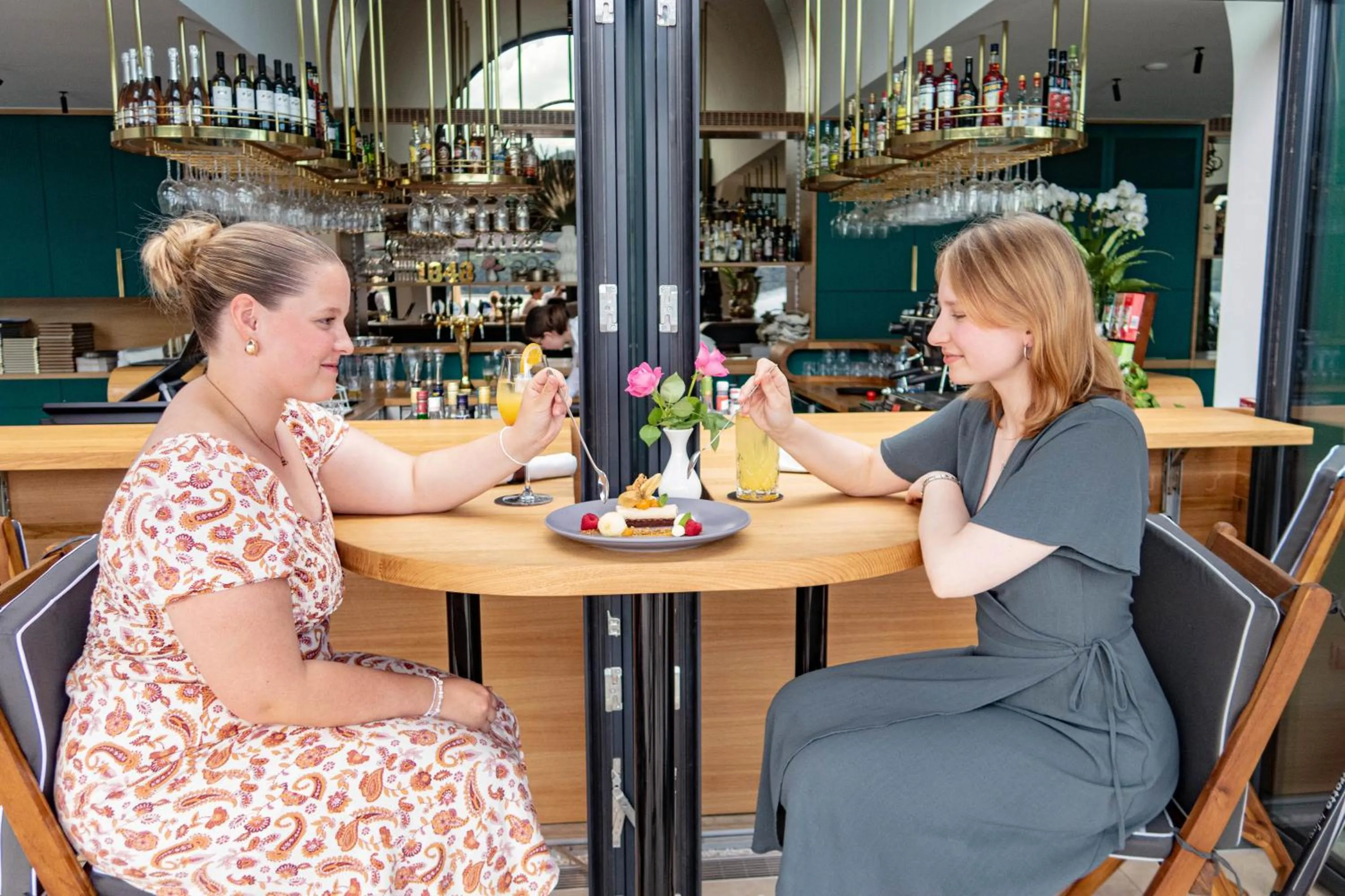 Lounge or bar in Hotel See-Villa