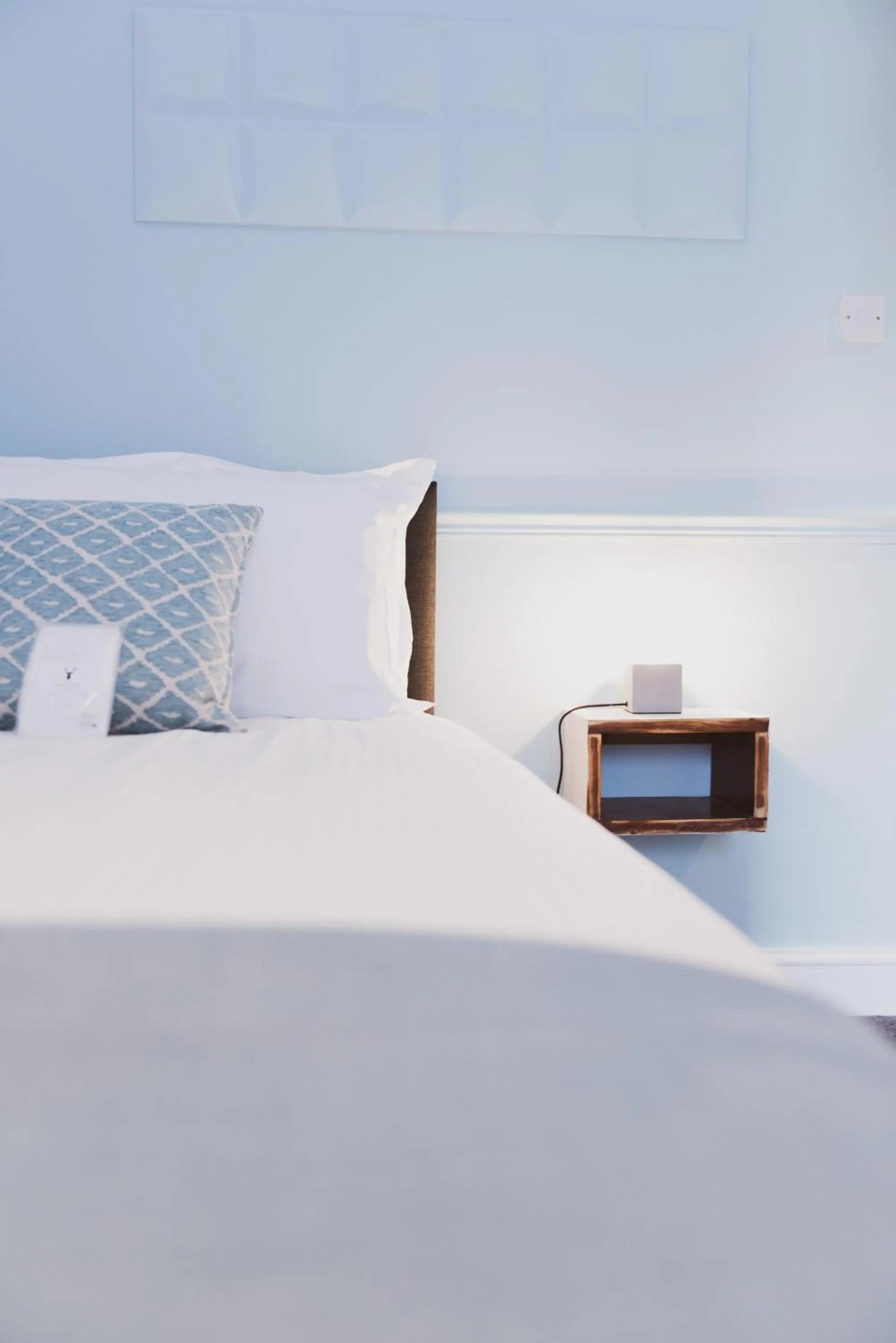 Bedroom, Bed in The Stag Hotel, Restaurant and Bar