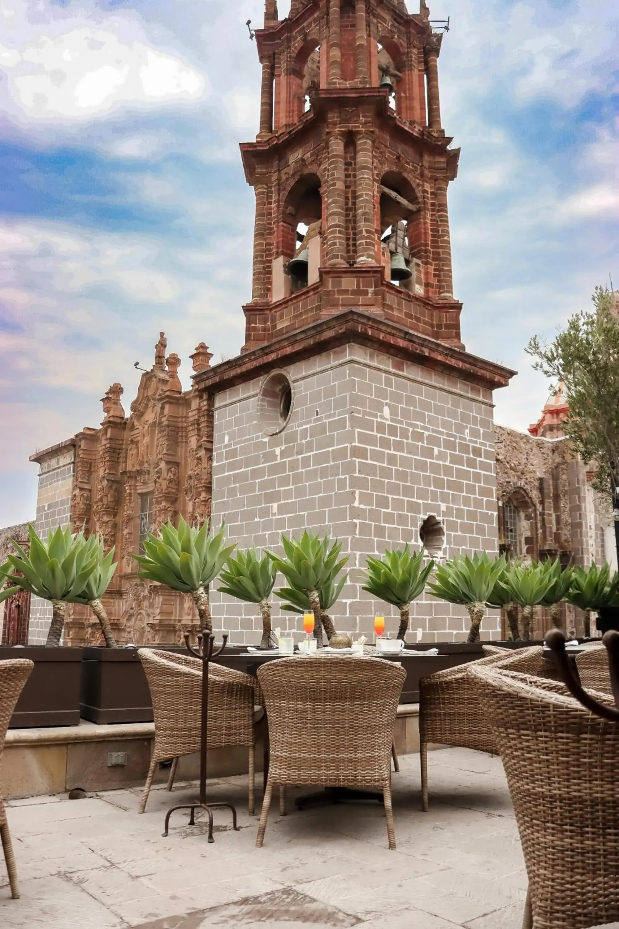 Restaurant/places to eat in Hotel Casa Blanca 7 Restaurant/places to eat in Hotel Casa Blanca 7