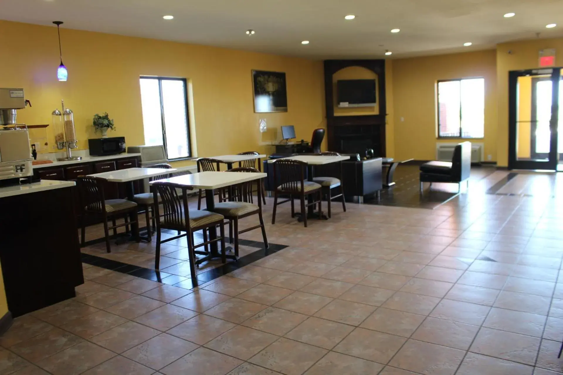 Lobby or reception in Home Gate Inn & Suites Lobby or reception in Home Gate Inn & Suites