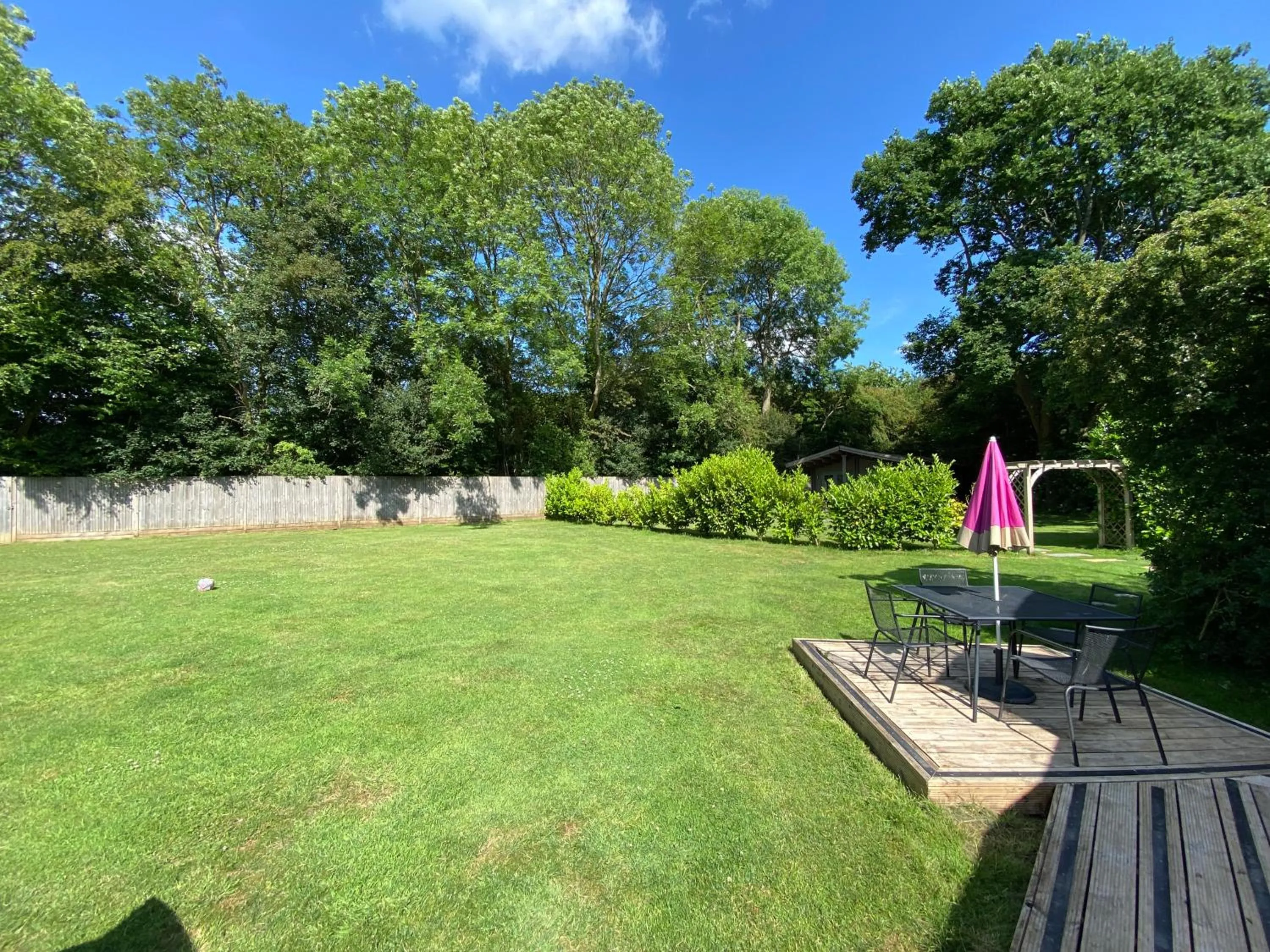 Garden view in The Secret Cottage & Hideaway Caravan