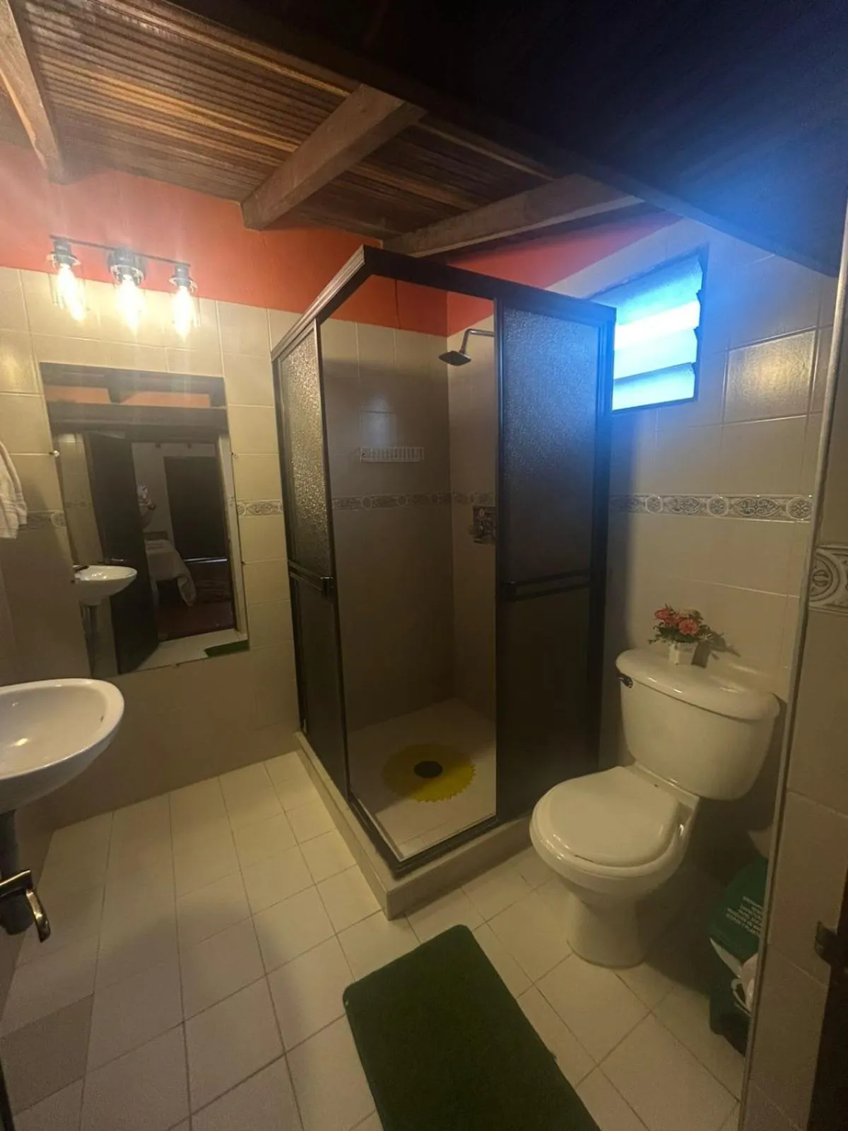 Hotel Campestre la Loma curiti