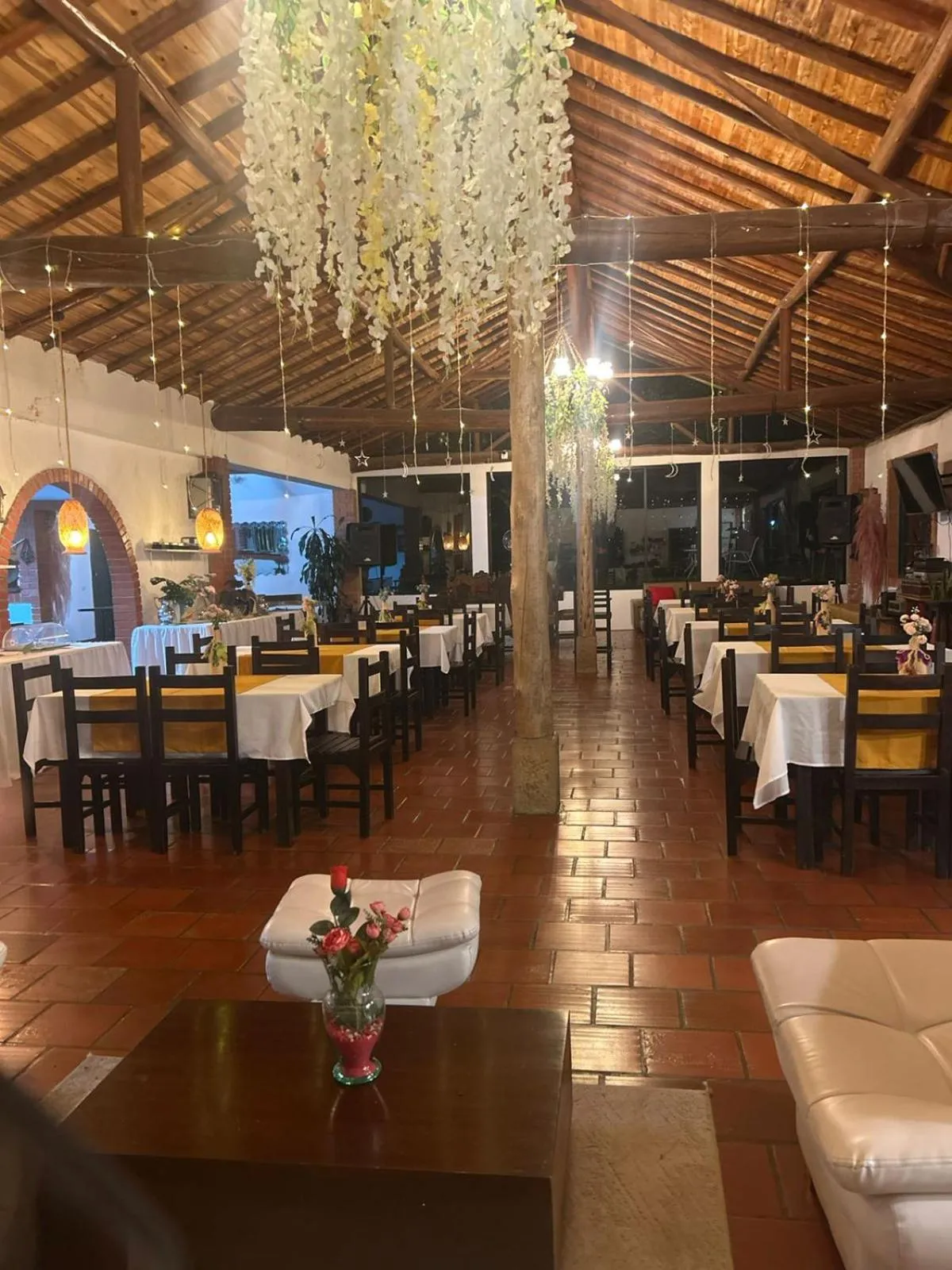 Hotel Campestre la Loma curiti