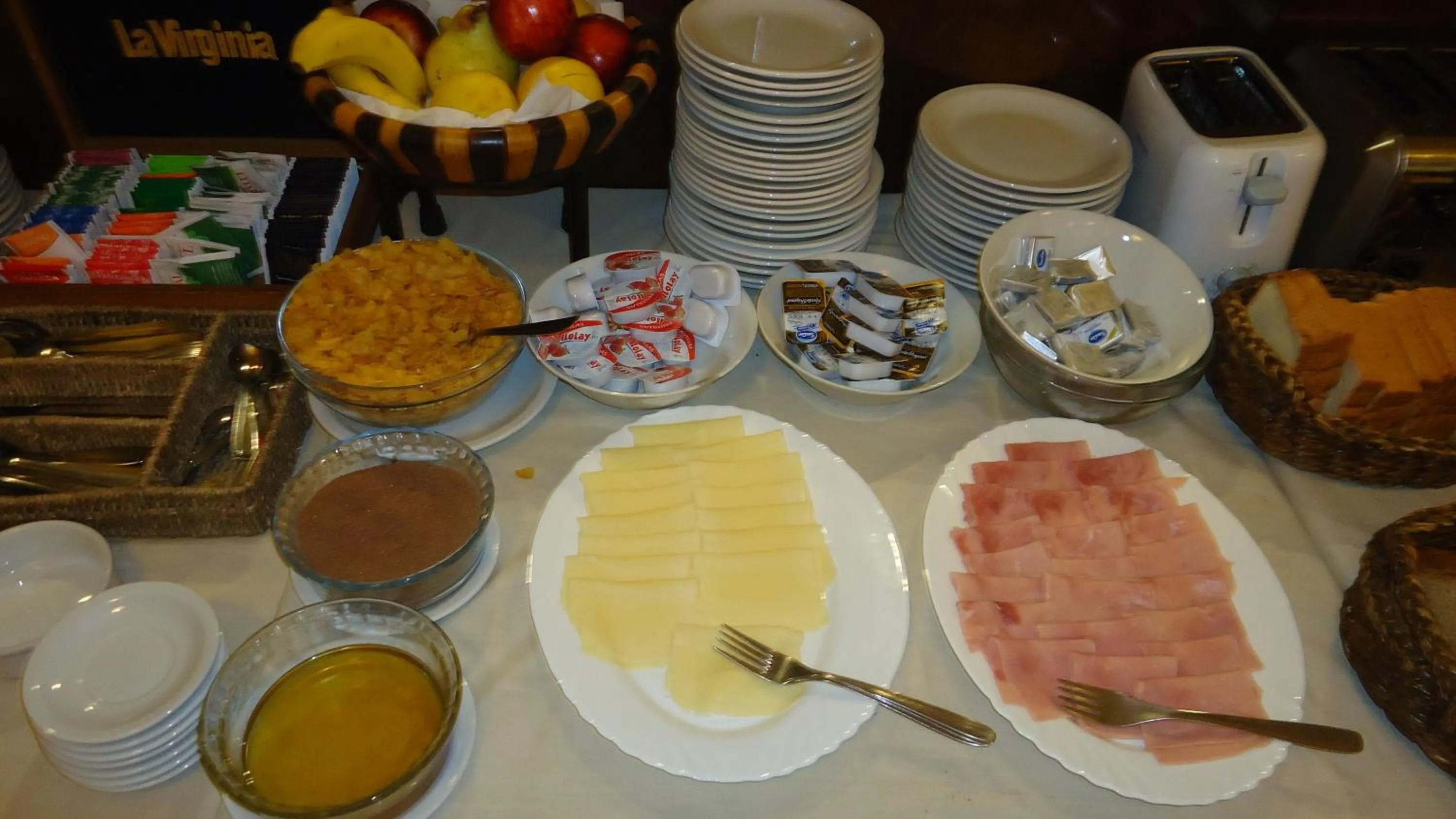Buffet breakfast in Hotel Posada Del Sol