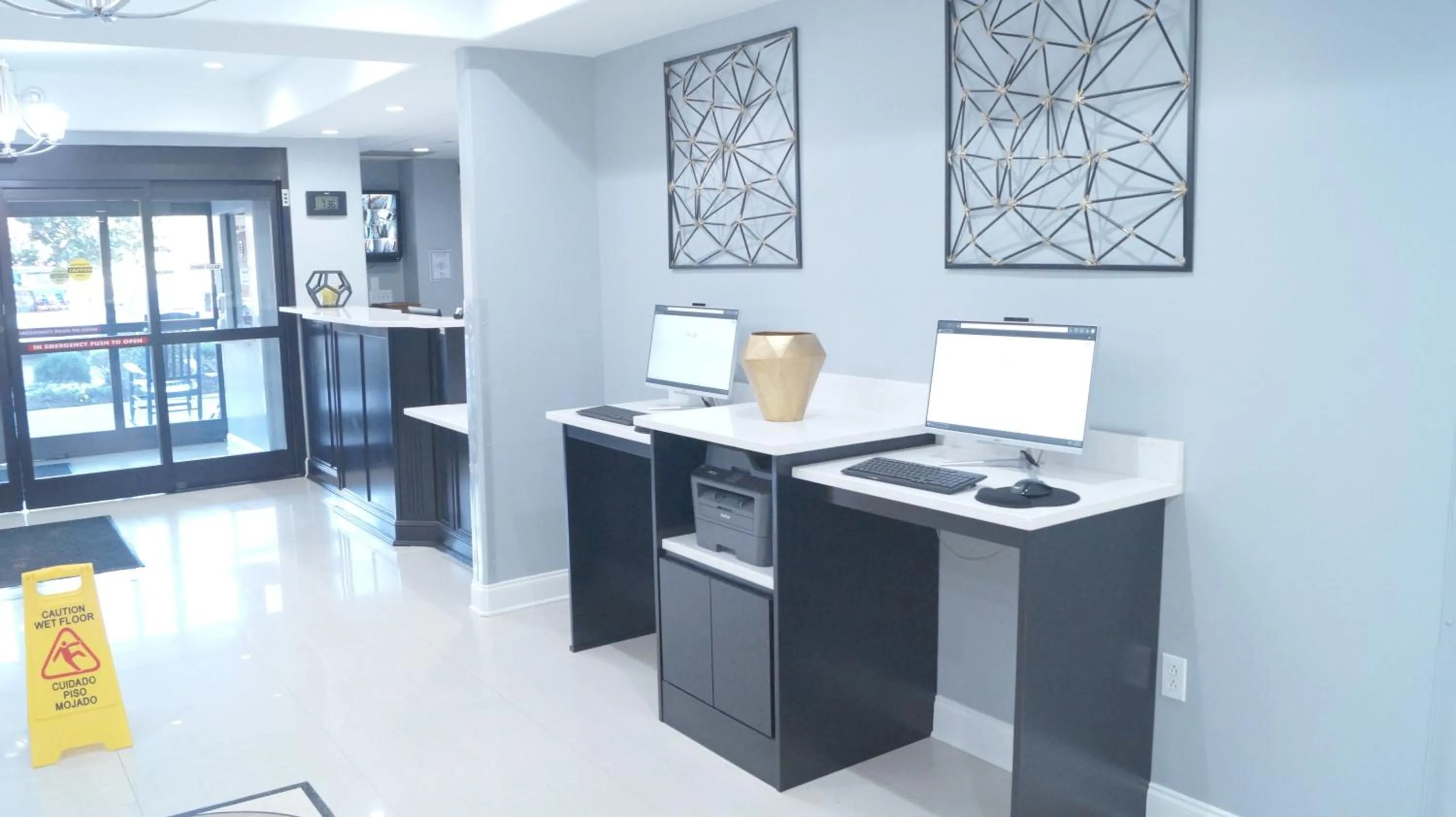 Business facilities in Magnolia Inn and Suites Olive Branch