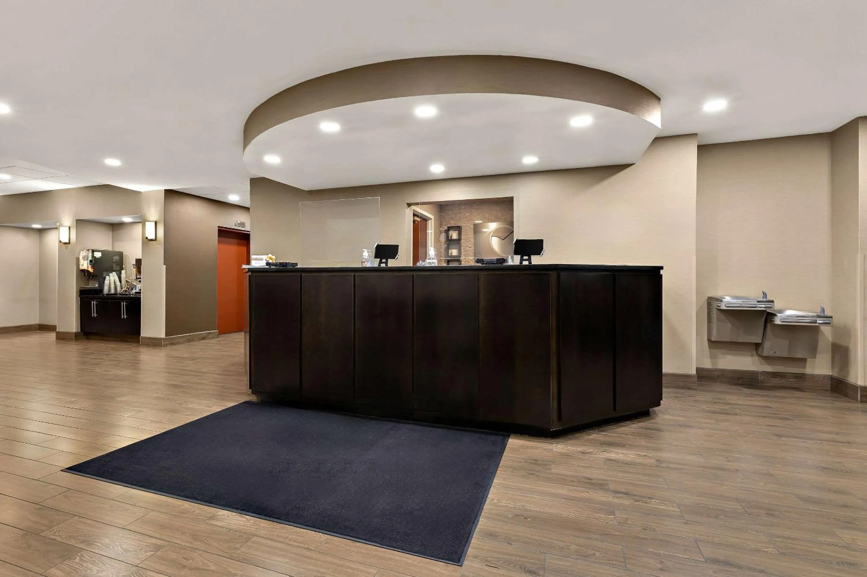 Lobby or reception in Comfort Suites Nashville near Percy Priest Lake