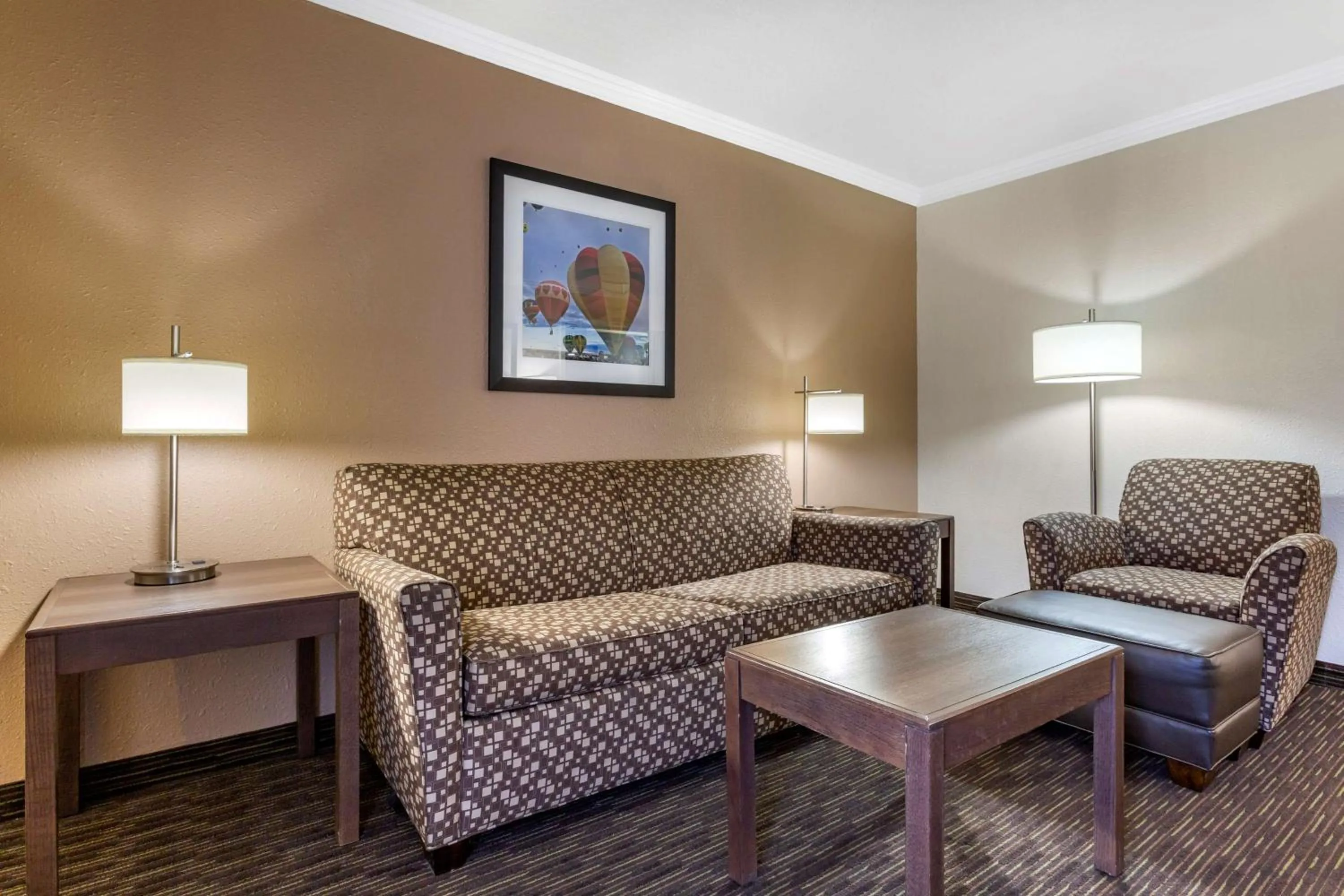 Photo of the whole room in Best Western Airport Albuquerque InnSuites Hotel & Suites