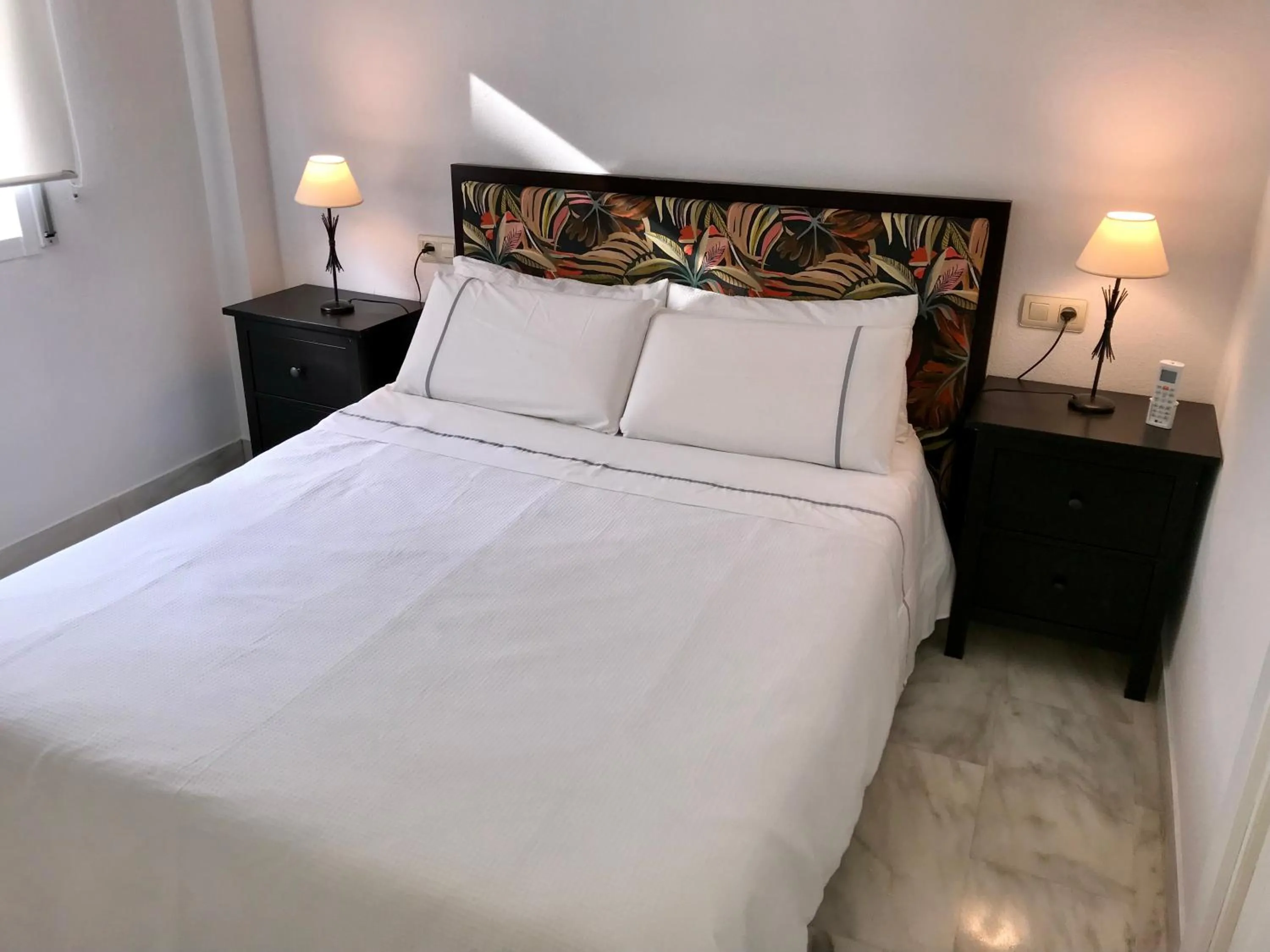 Bed in Residencial las Flores Marbella