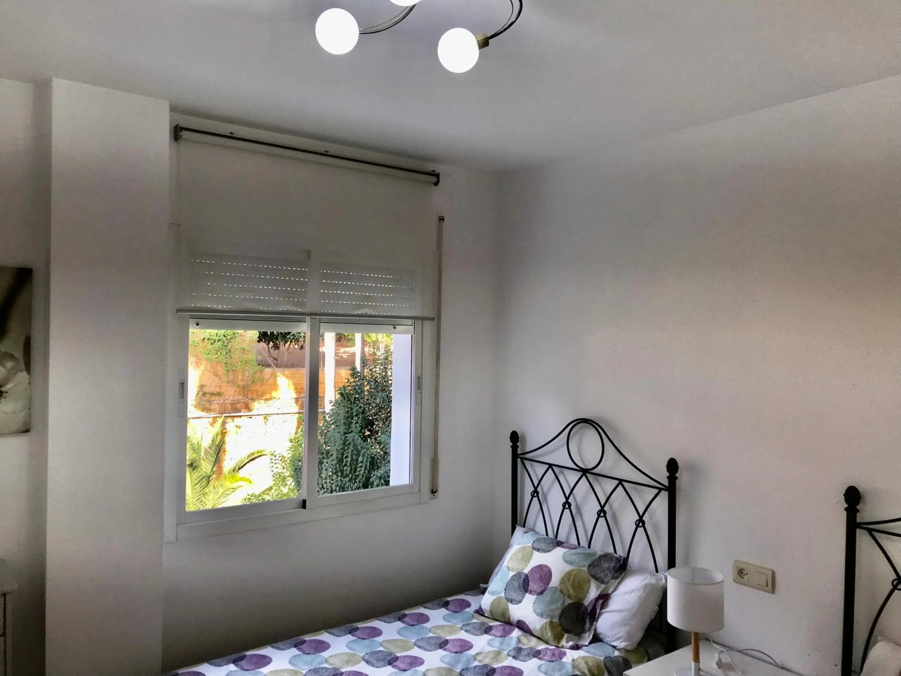 Bed in Residencial las Flores Marbella