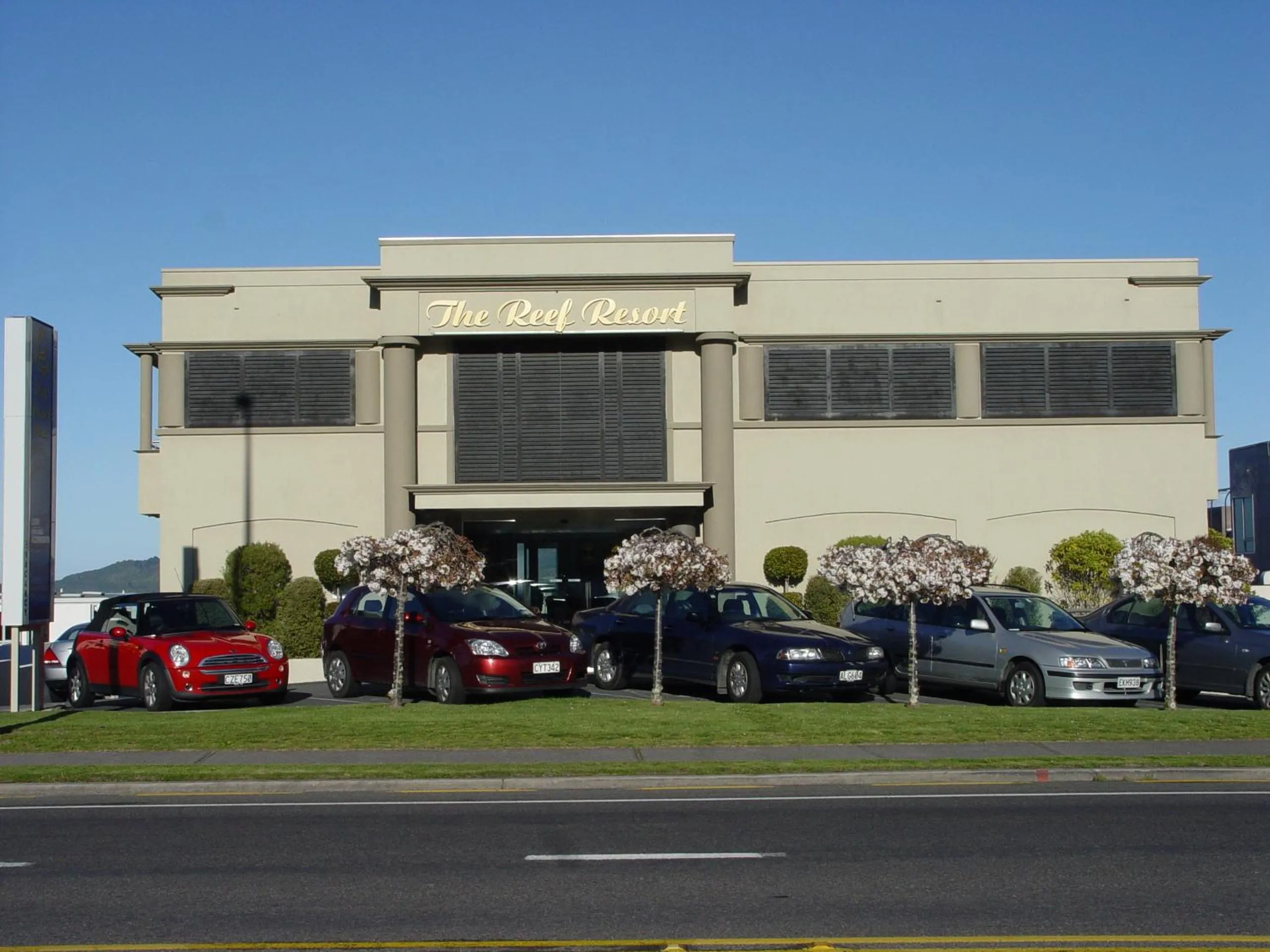 Facade/entrance in The Reef Resort