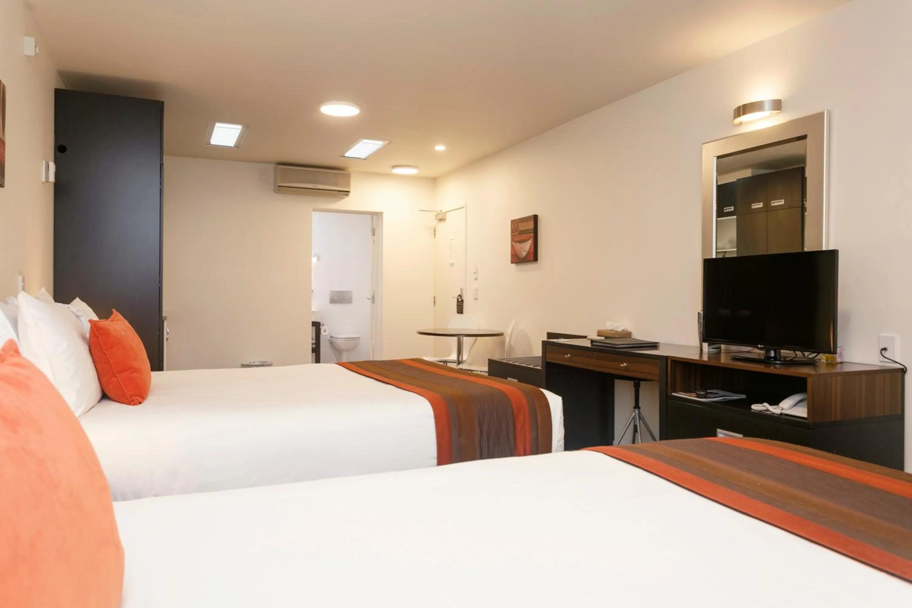 Photo of the whole room, Bed in The Reef Resort