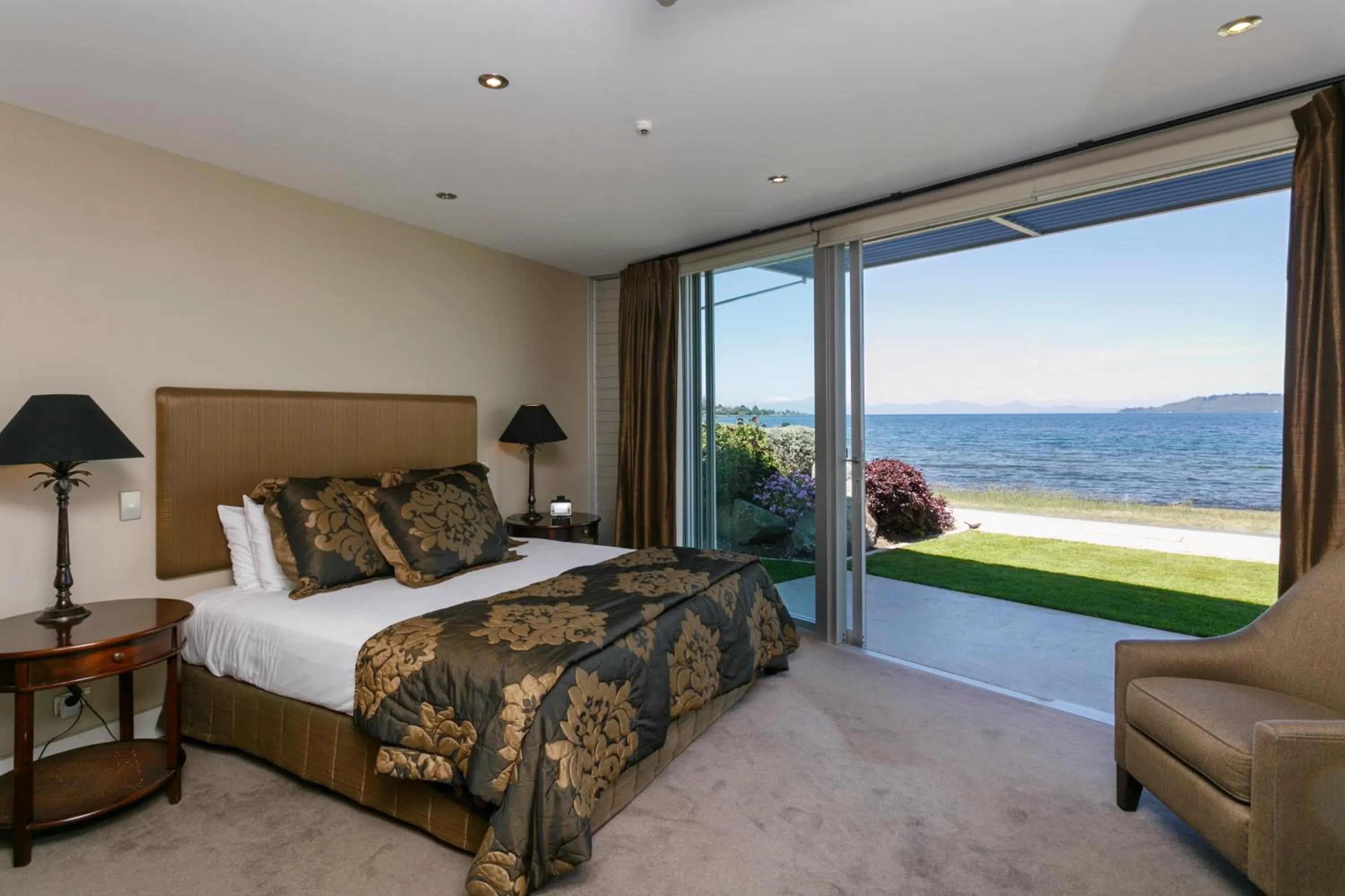 Bedroom, Bed in The Reef Resort