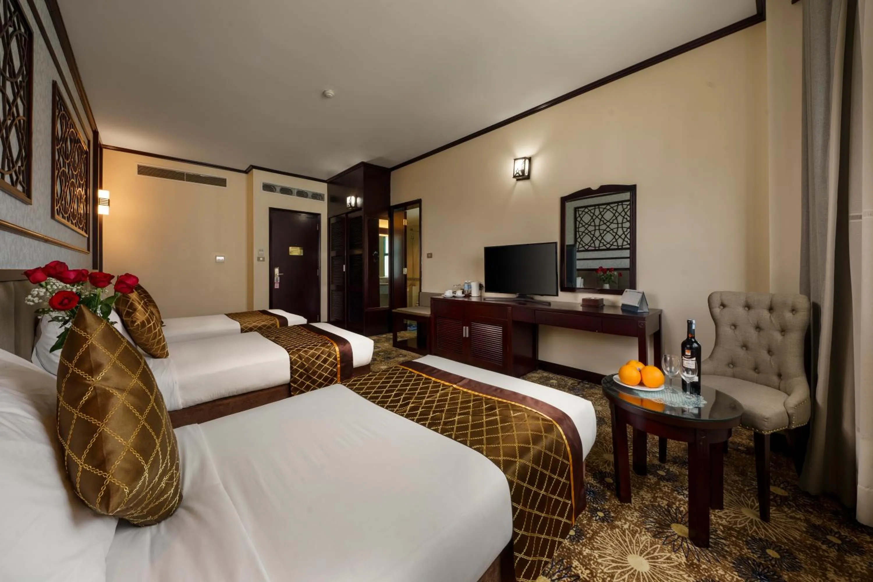 Bedroom in Mithrin Hotel Halong