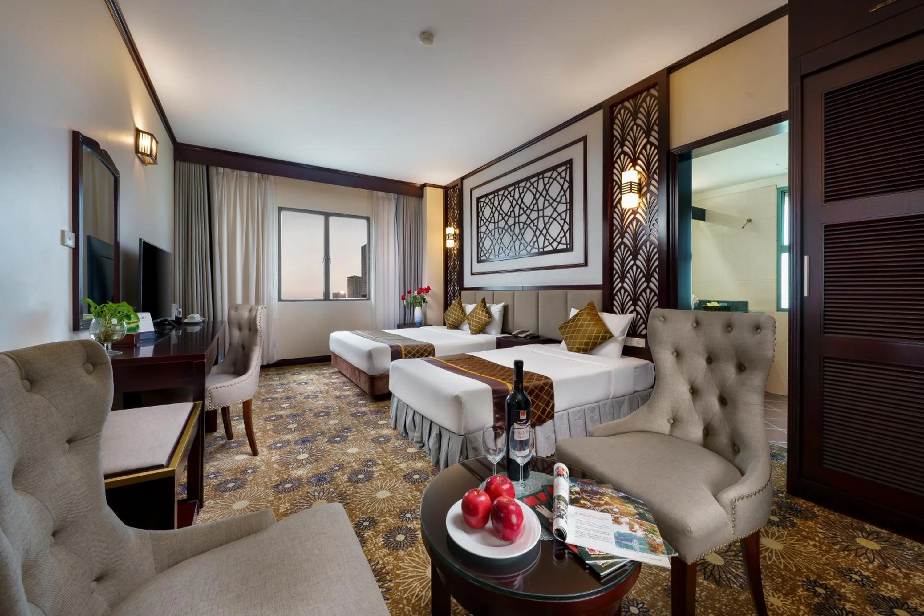 Bedroom in Mithrin Hotel Halong