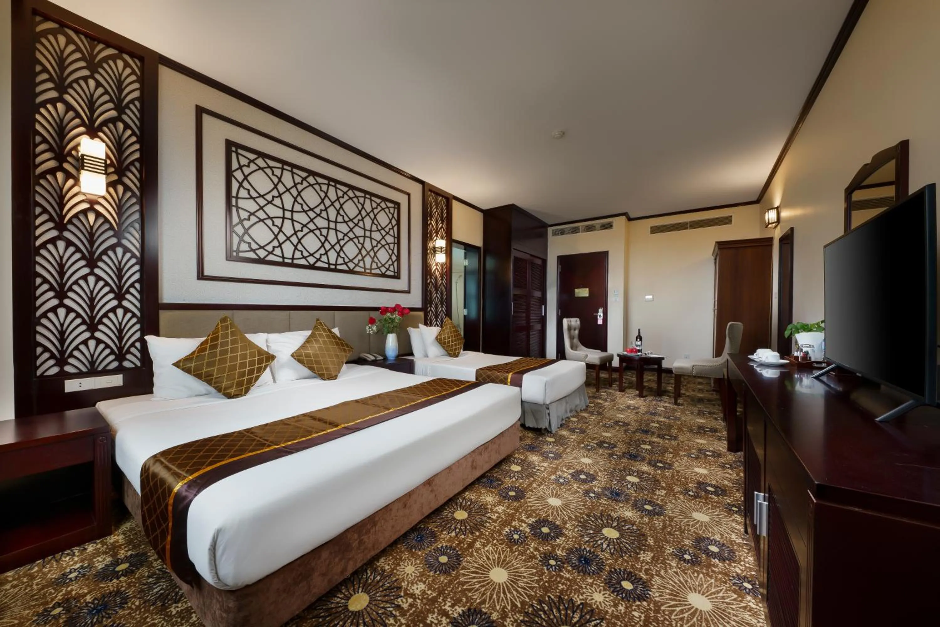 Bedroom in Mithrin Hotel Halong