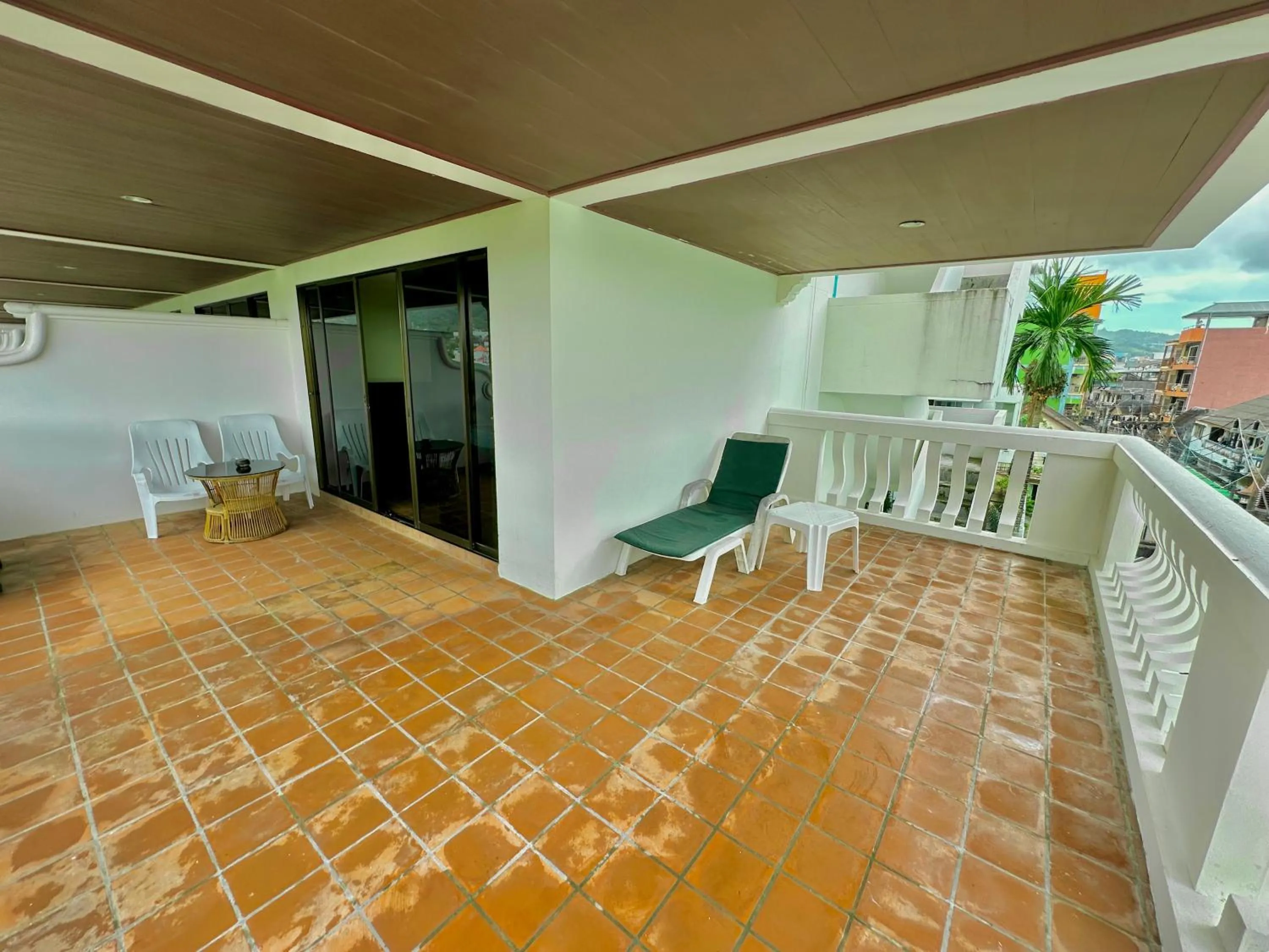 Patio in APK Resort Patong