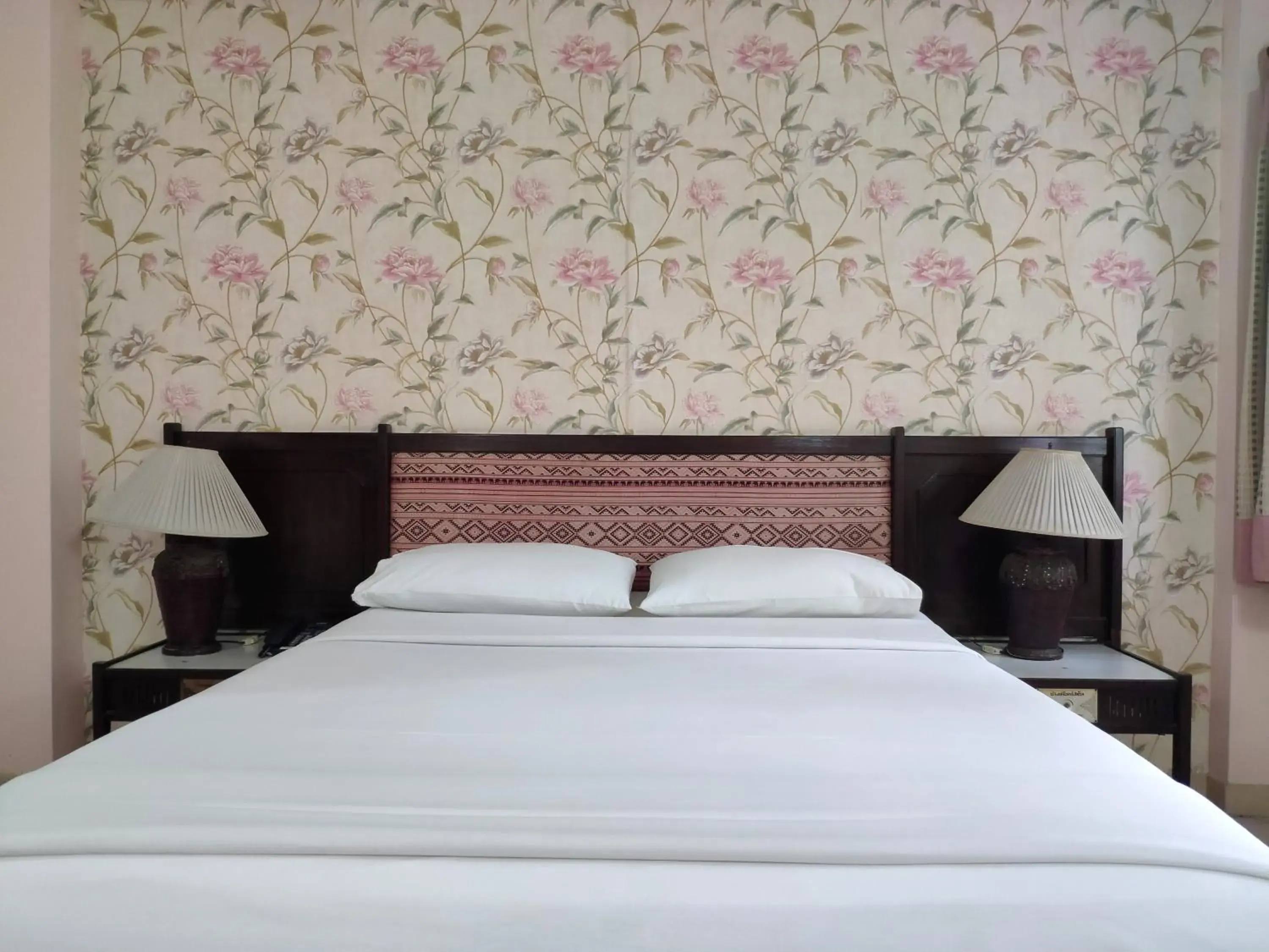 Bed in Changpuak Hotel Bed in Changpuak Hotel