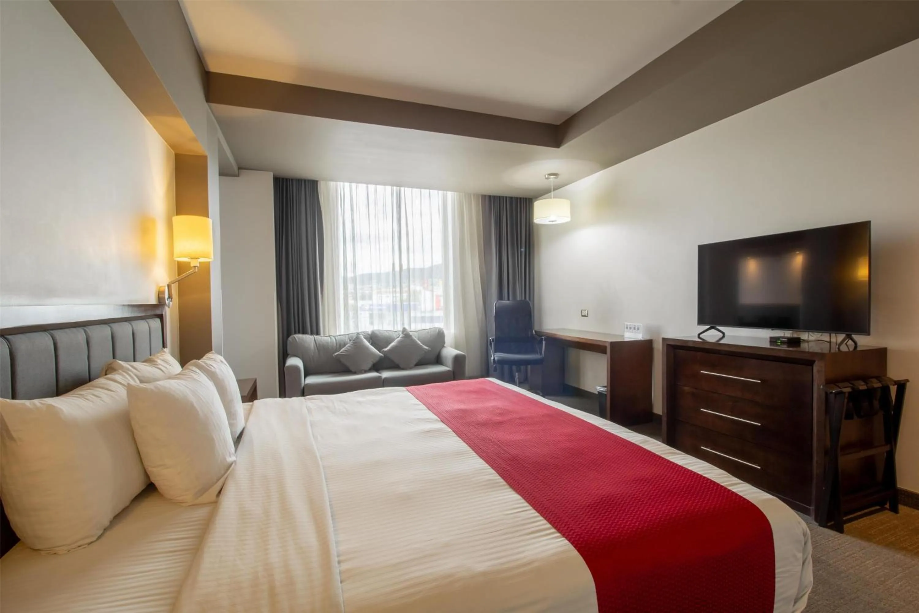 Photo of the whole room, Bed in Best Western Plus Santa Cecilia Pachuca