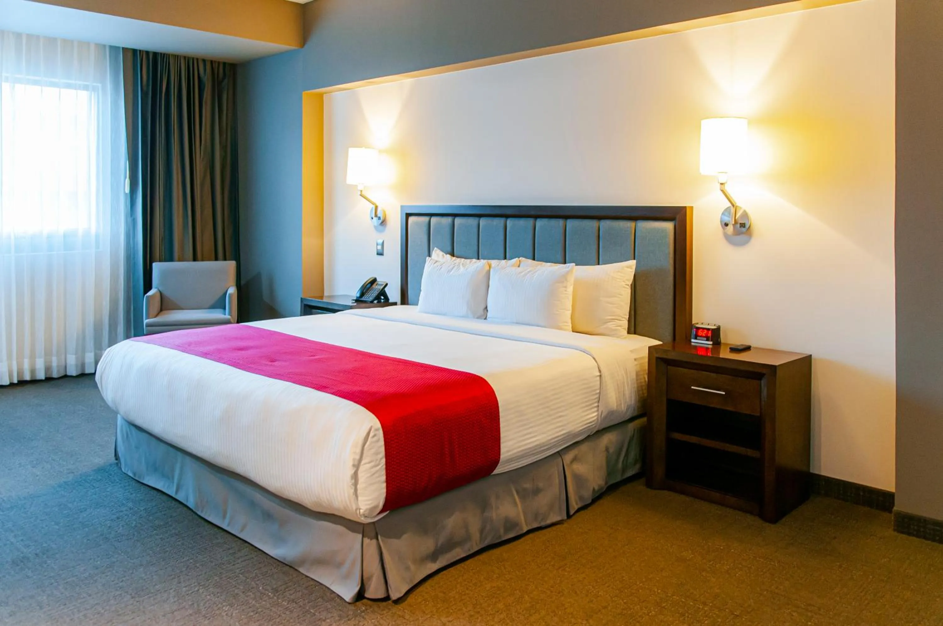 Bed in Best Western Plus Santa Cecilia Pachuca