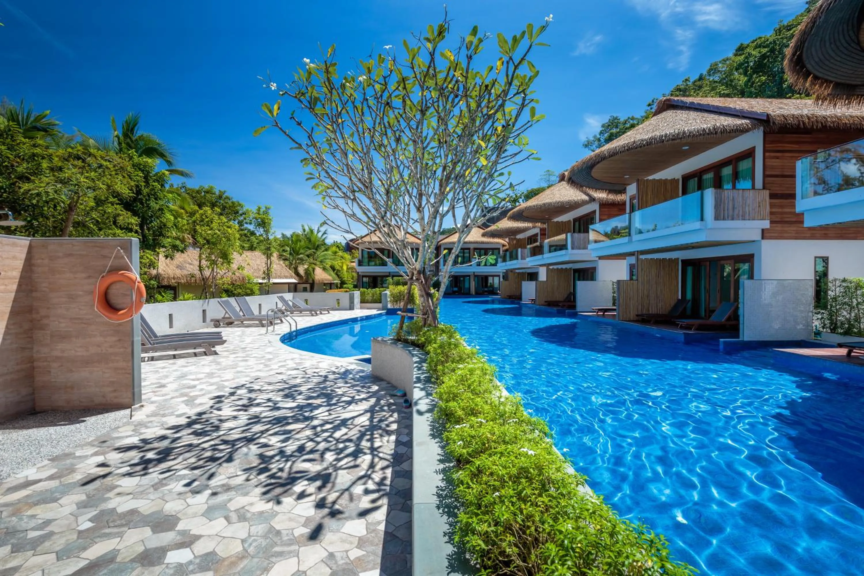 Swimming pool in Tup Kaek Sunset Beach Resort-SHA Plus