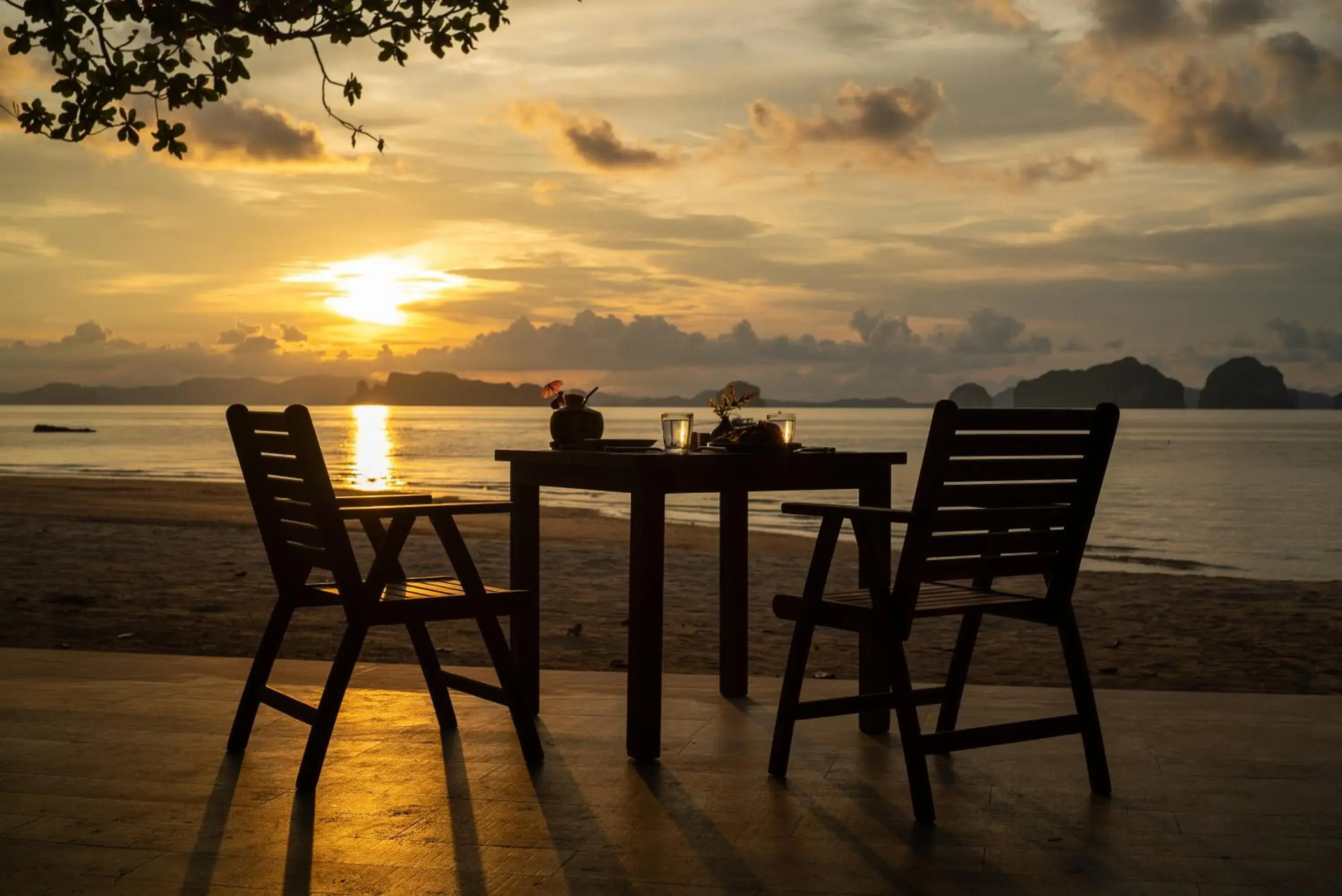 Restaurant/places to eat in Tup Kaek Sunset Beach Resort-SHA Plus Restaurant/places to eat in Tup Kaek Sunset Beach Resort-SHA Plus