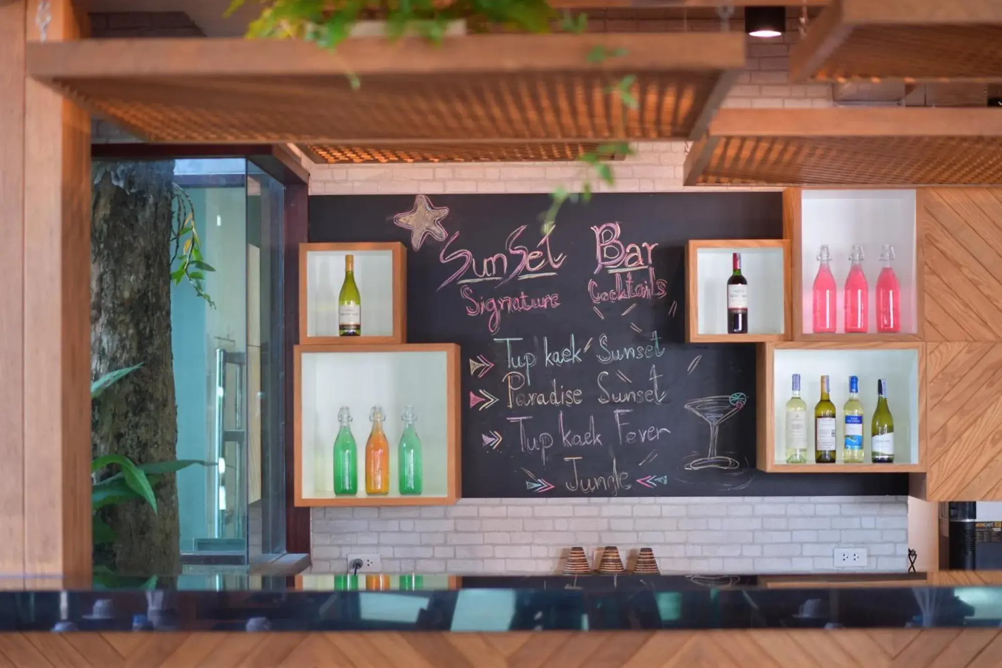 Restaurant/places to eat in Tup Kaek Sunset Beach Resort-SHA Plus Restaurant/places to eat in Tup Kaek Sunset Beach Resort-SHA Plus