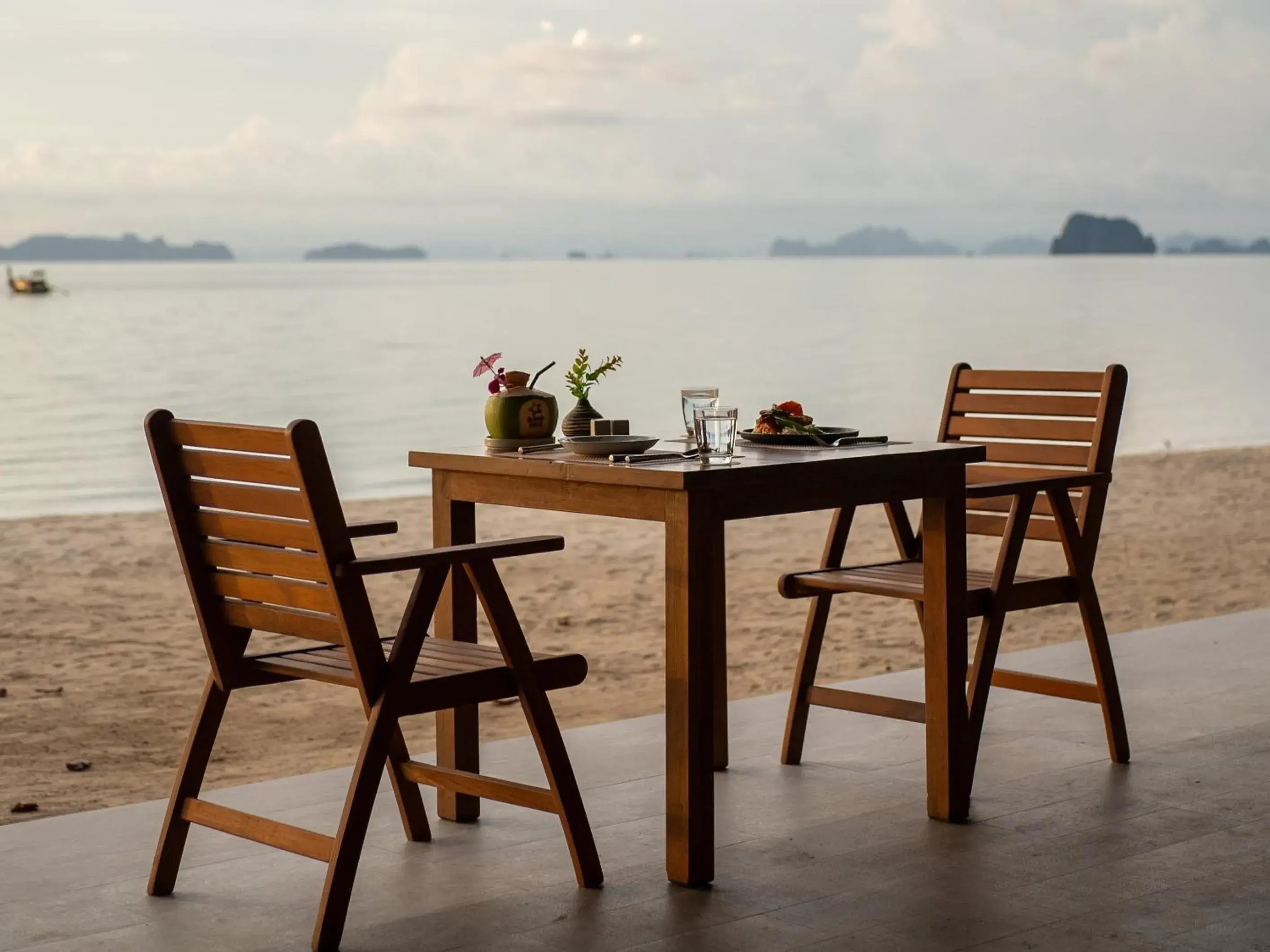 Restaurant/places to eat in Tup Kaek Sunset Beach Resort-SHA Plus Restaurant/places to eat in Tup Kaek Sunset Beach Resort-SHA Plus