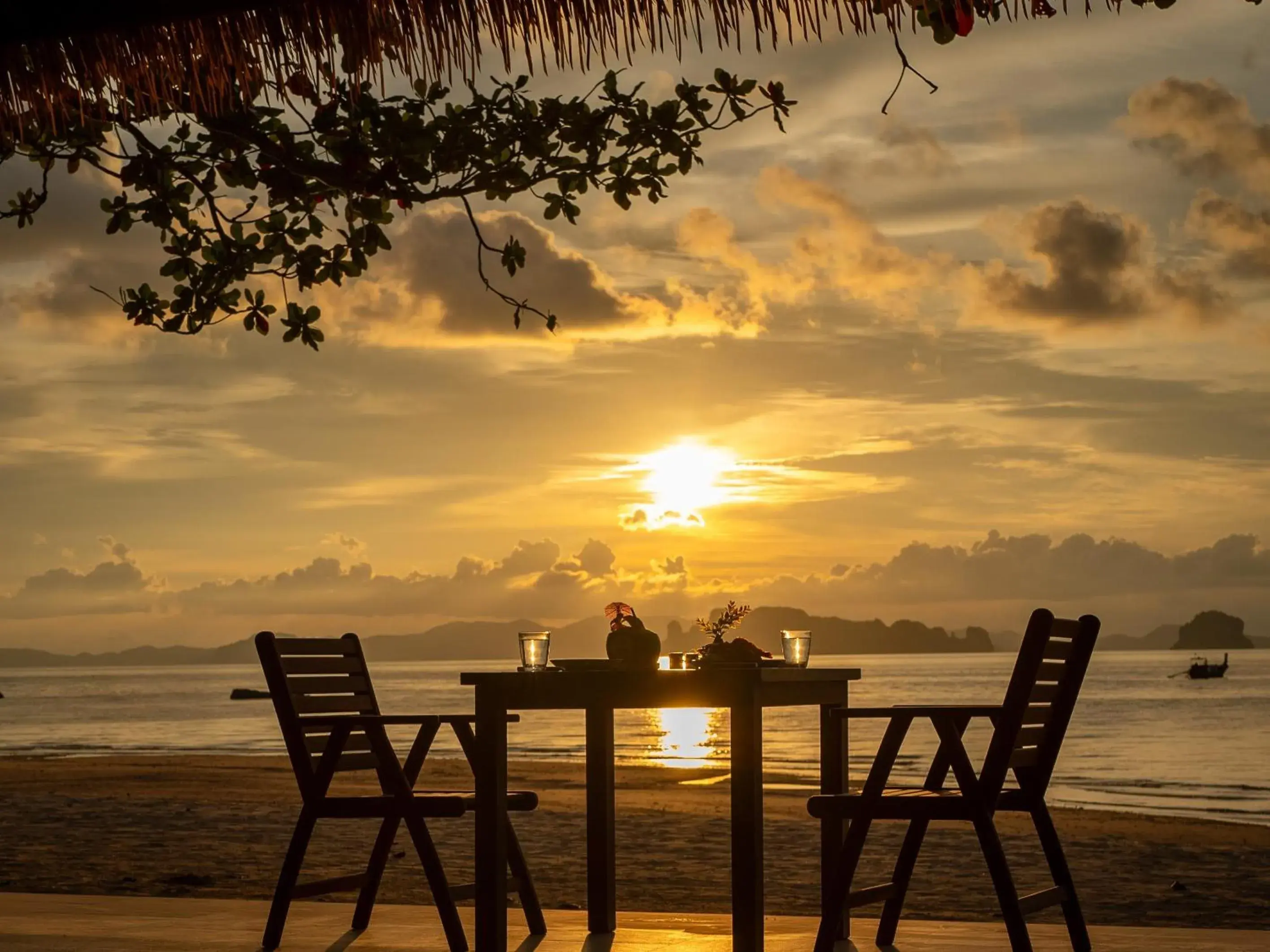 Restaurant/places to eat in Tup Kaek Sunset Beach Resort-SHA Plus Restaurant/places to eat in Tup Kaek Sunset Beach Resort-SHA Plus