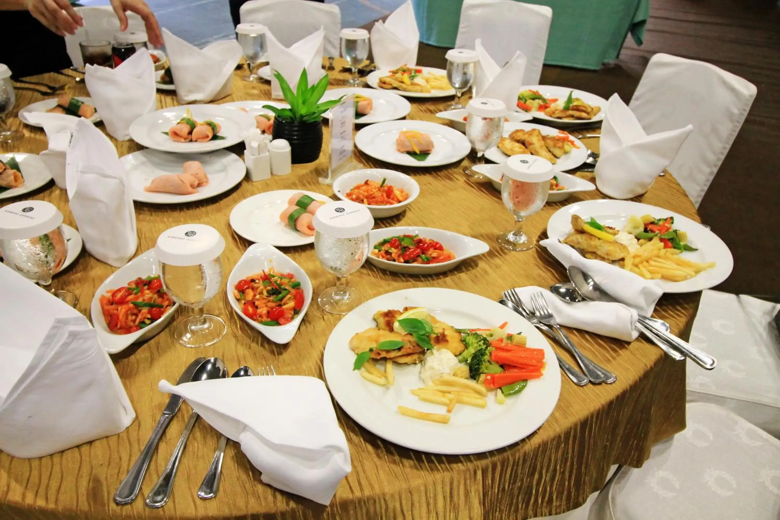 Food and drinks in Banyu Biru Villa Food and drinks in Banyu Biru Villa