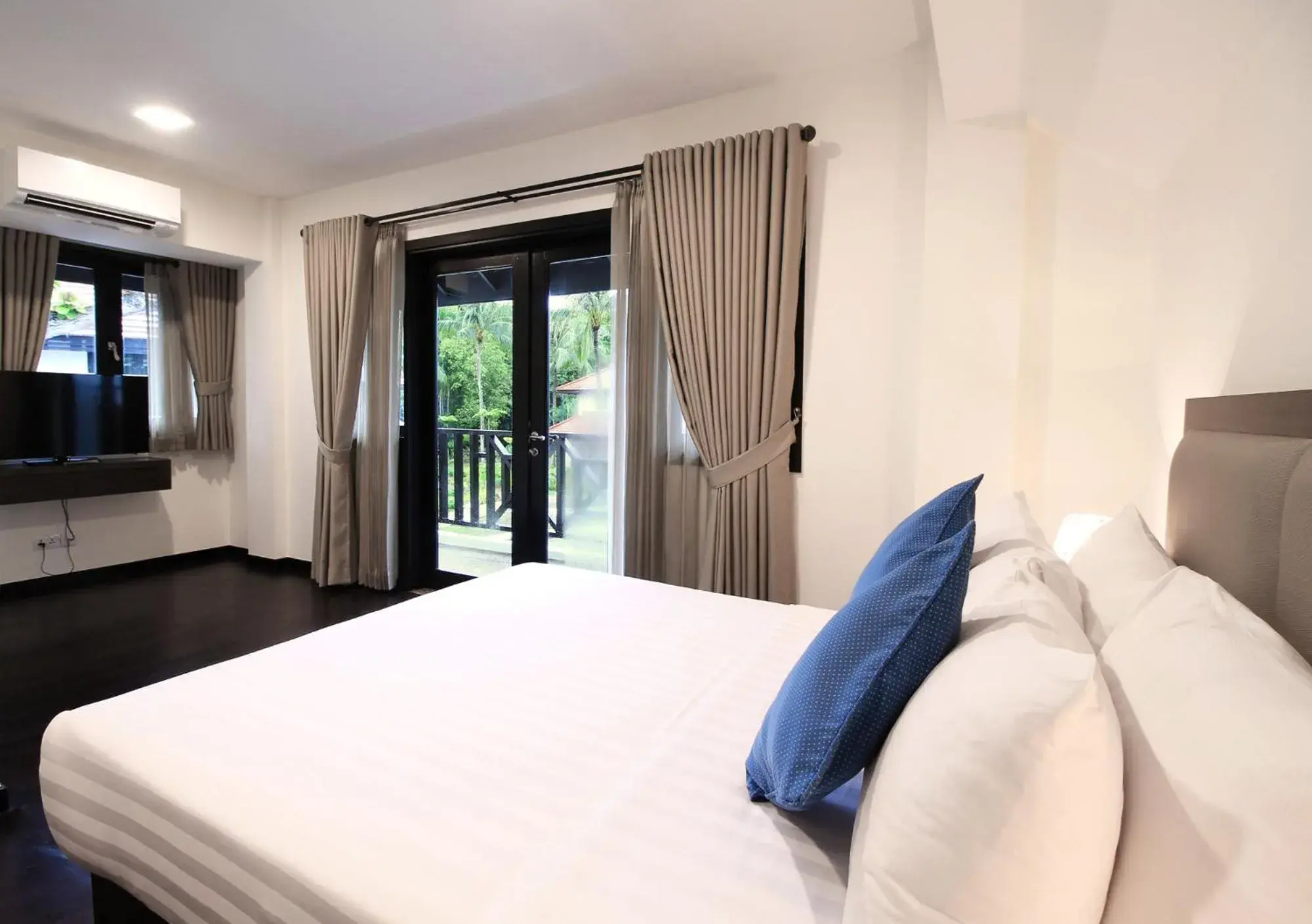 Bed in Banyu Biru Villa Bed in Banyu Biru Villa