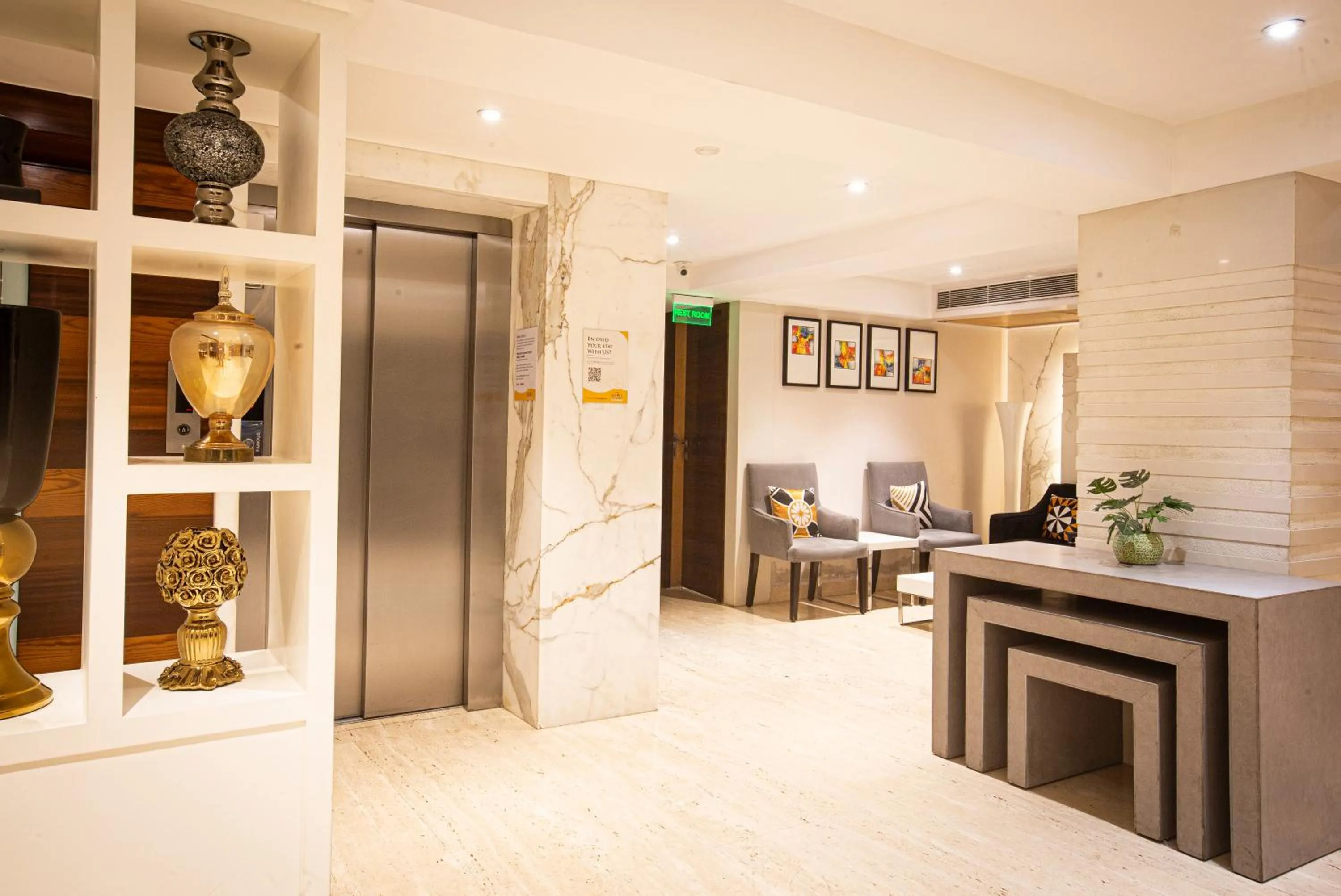 Hotel Bawa Continental