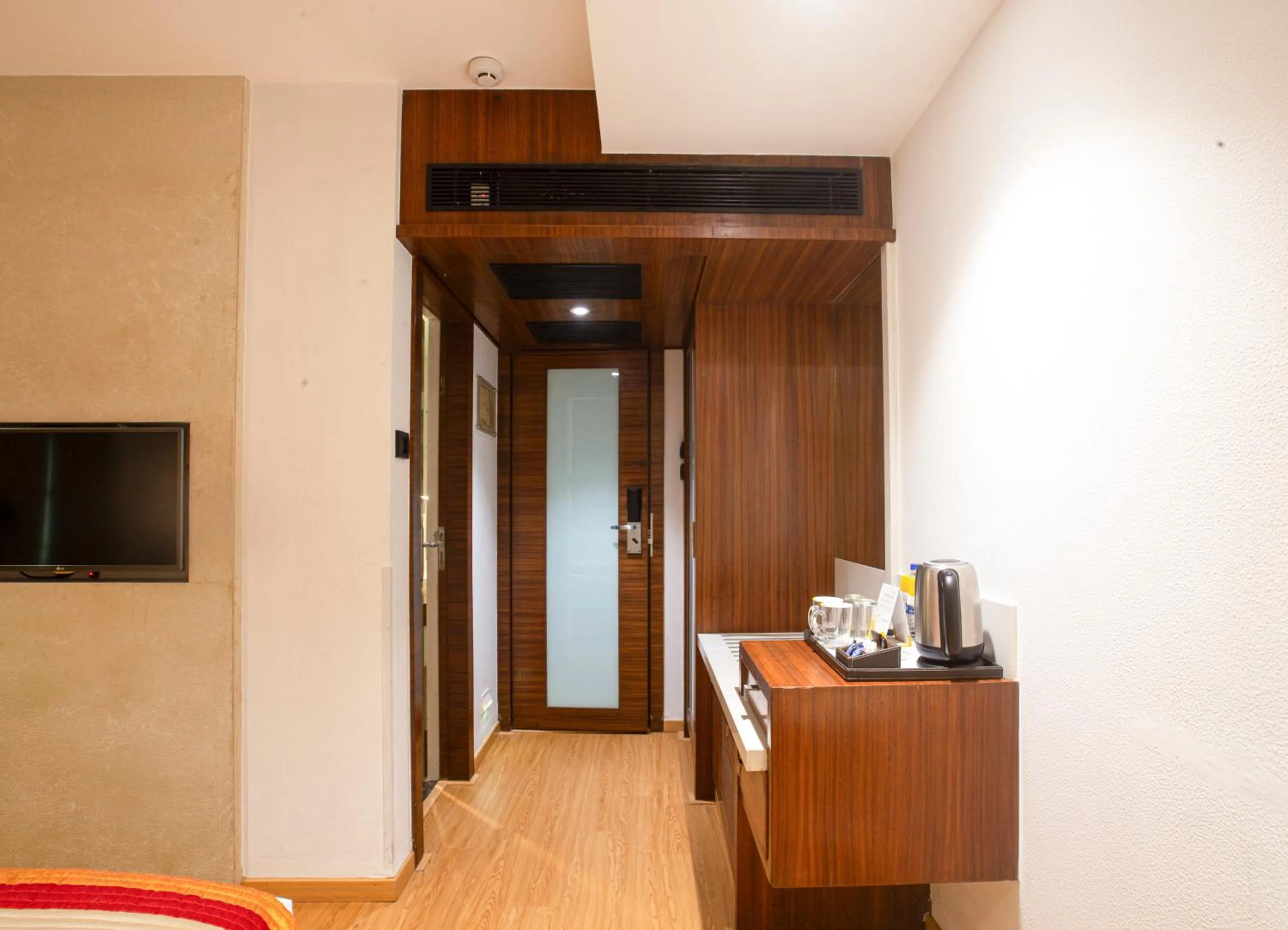 Hotel Bawa Continental