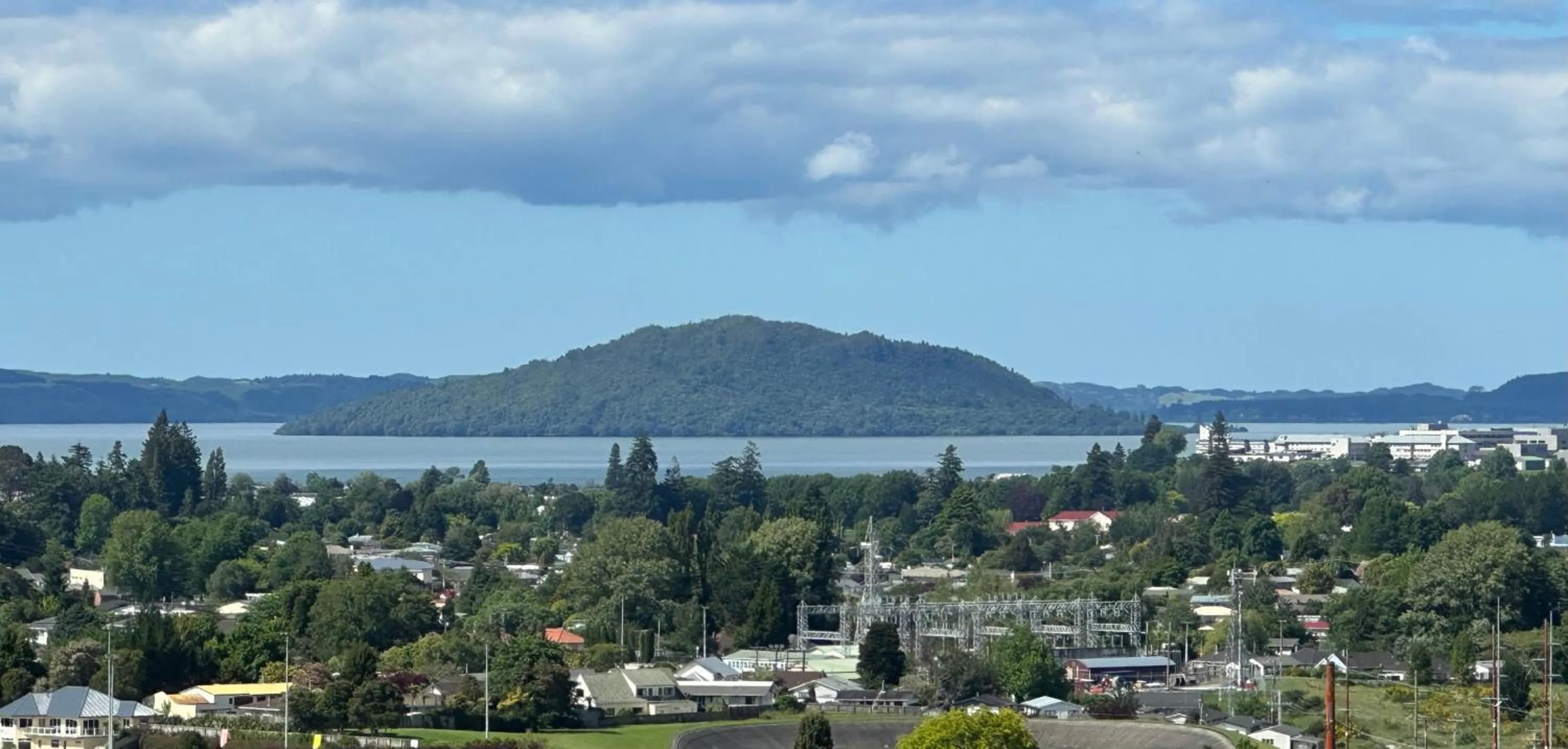 Lake view in KARANDA BnB