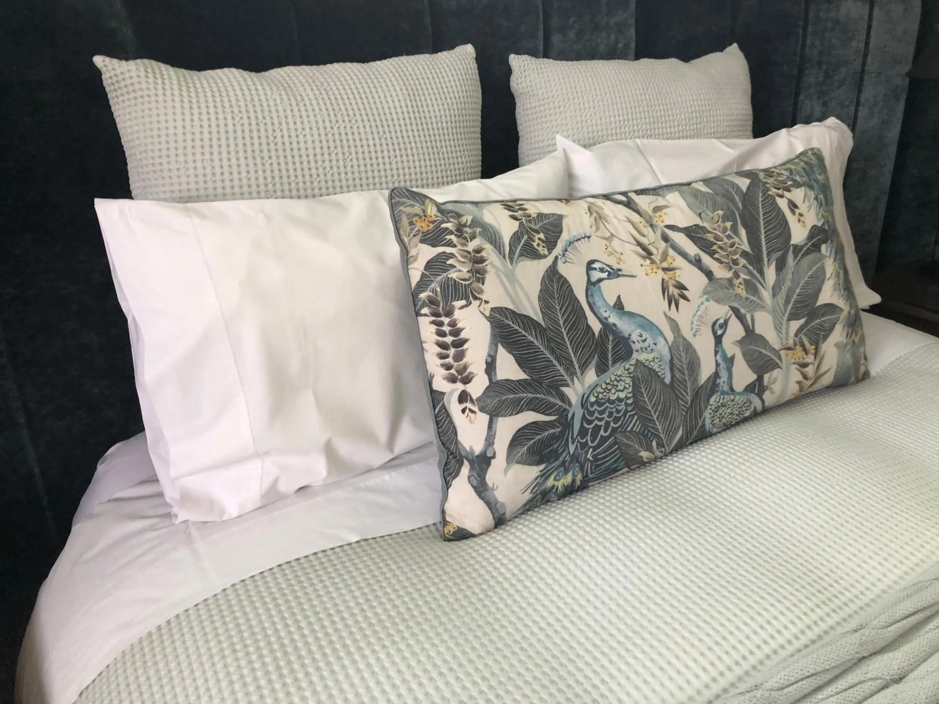 Property building, Bed in KARANDA BnB