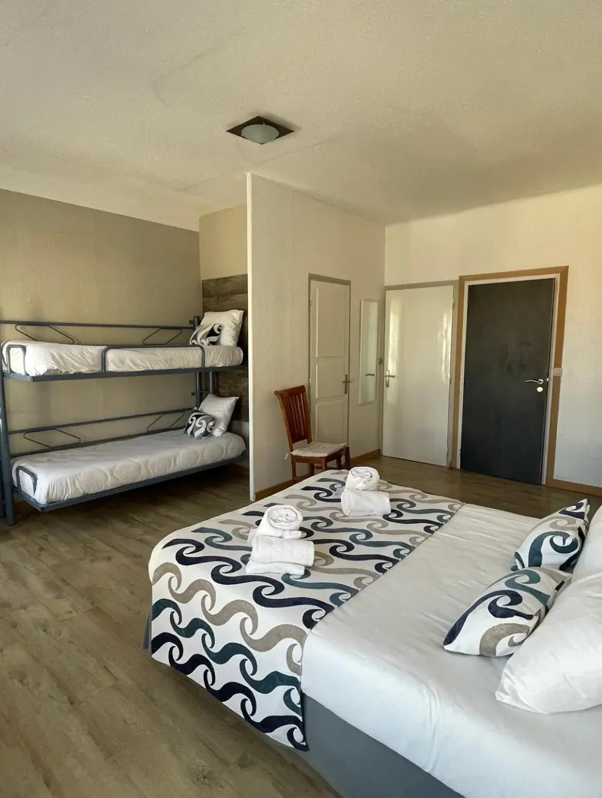 Bed in Hotel Saint Georges, Face à la mer Bed in Hotel Saint Georges, Face à la mer