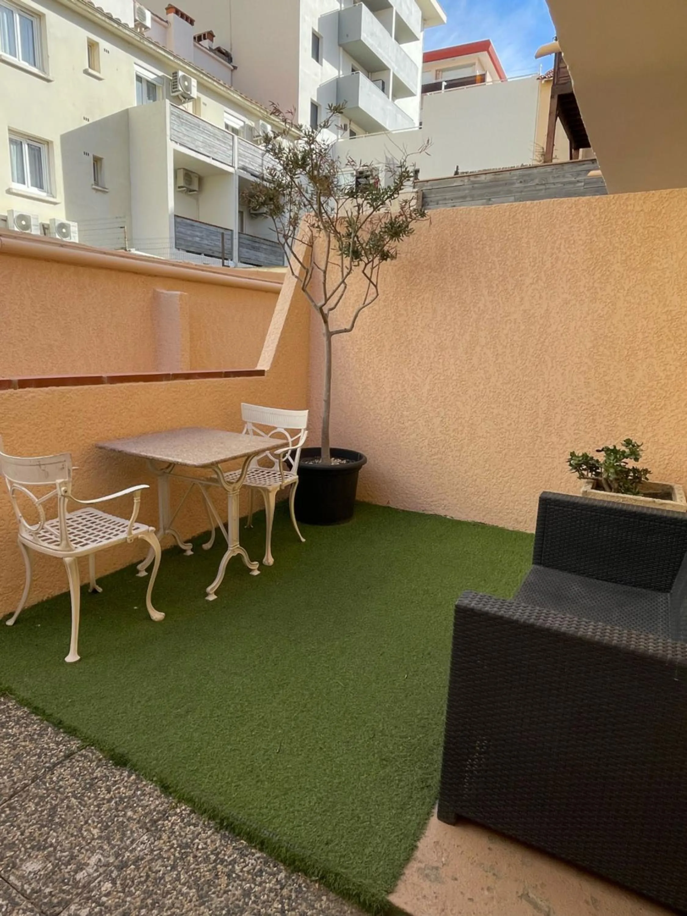 Hotel Saint Georges, Face à la mer