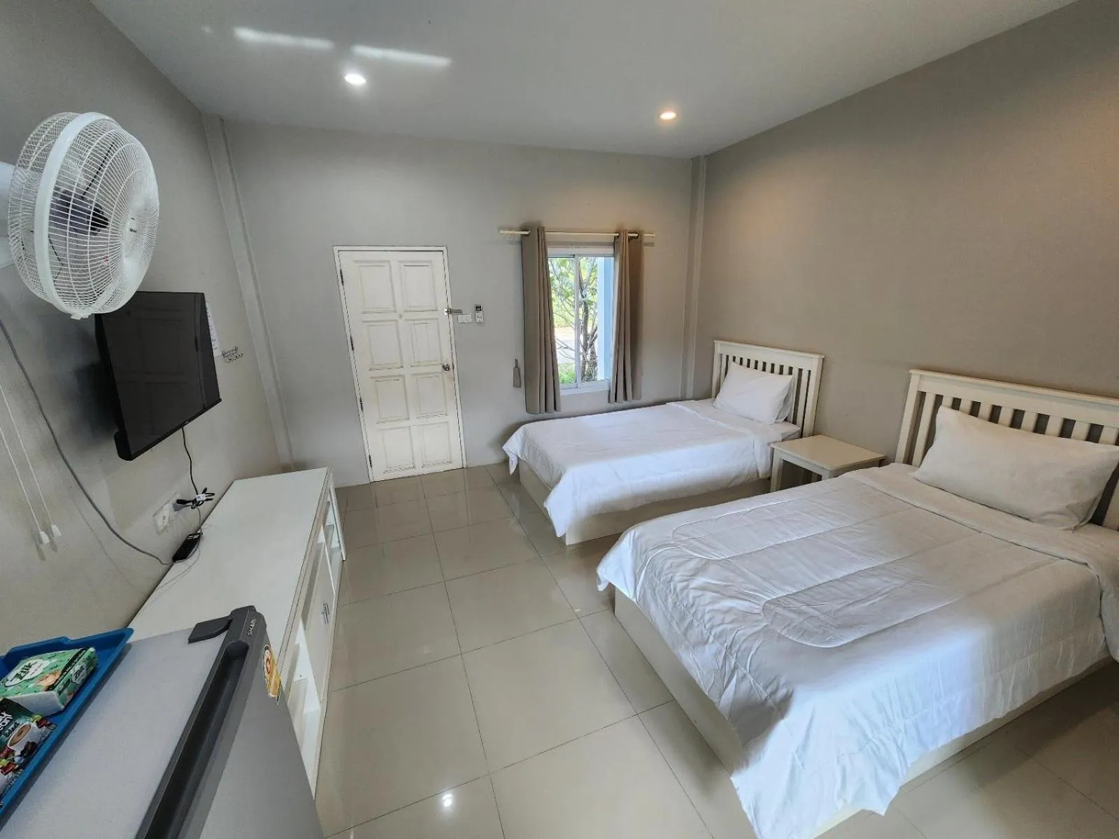 Photo of the whole room, Bed in Vanilla Ville Resort