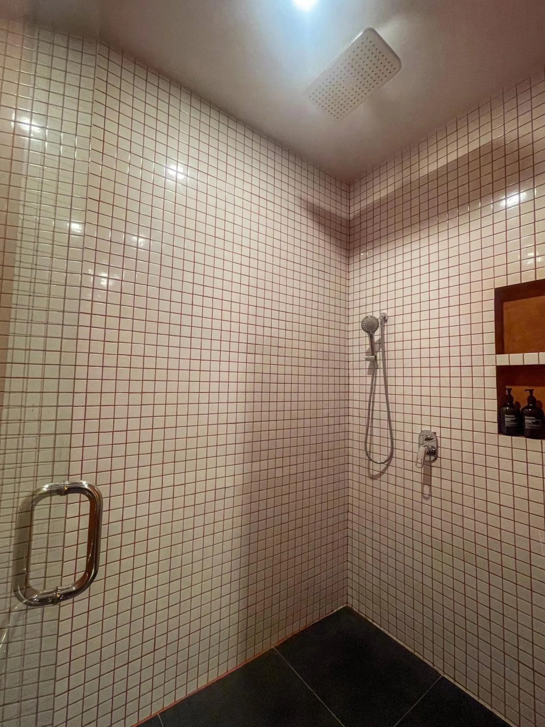 Shower in KTM Resort Batam