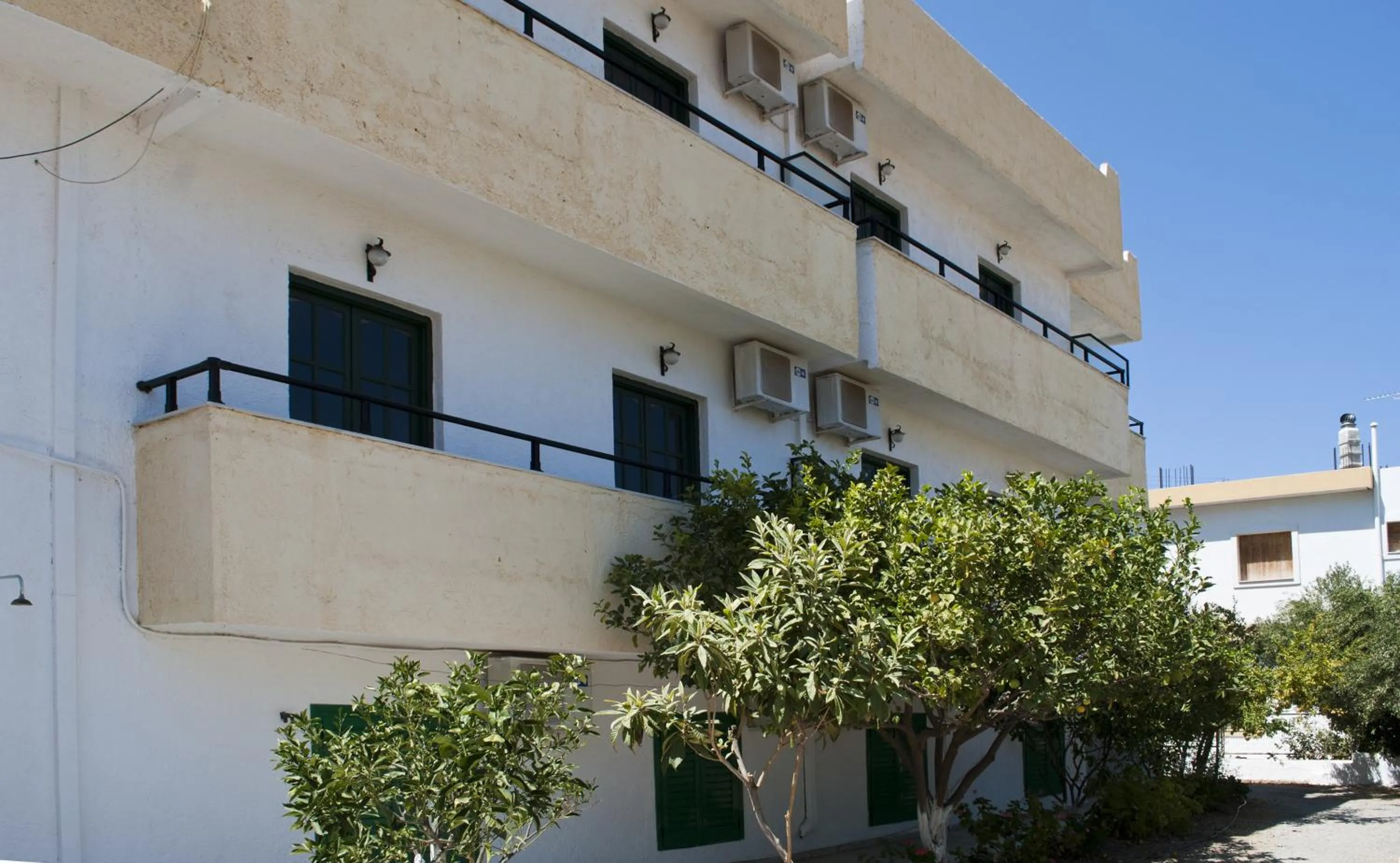 Prinos Apartments